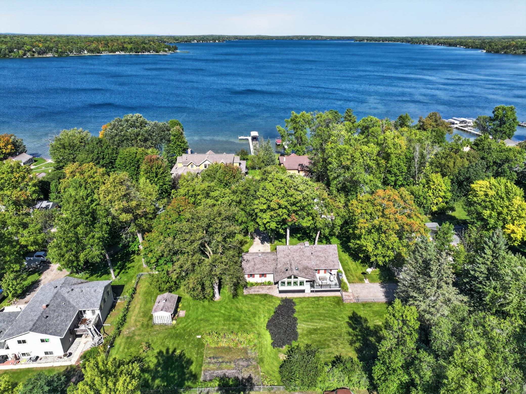 1962 single family home for sale at 471 Three Havens Drive NE in Alexandria, MN — 4 bed, 2 bath (photo 3 of 50)