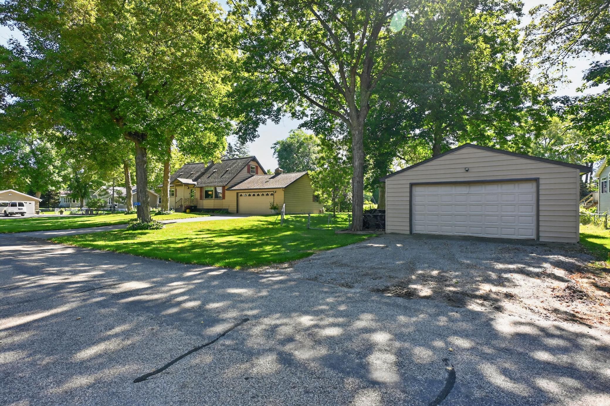 1962 single family home for sale at 471 Three Havens Drive NE in Alexandria, MN — 4 bed, 2 bath (photo 38 of 50)