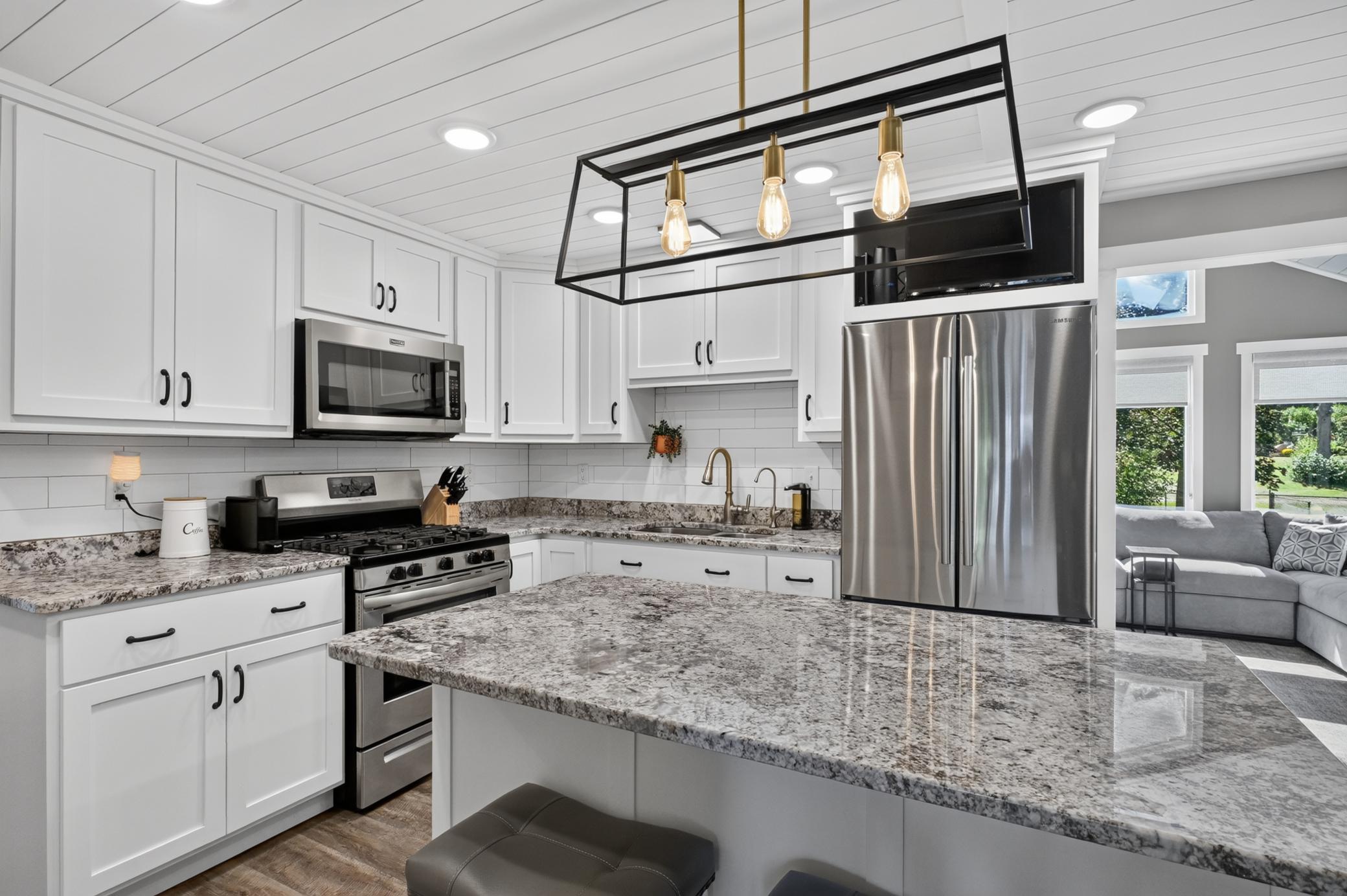 1962 single family home for sale at 471 Three Havens Drive NE in Alexandria, MN — 4 bed, 2 bath (photo 8 of 50)