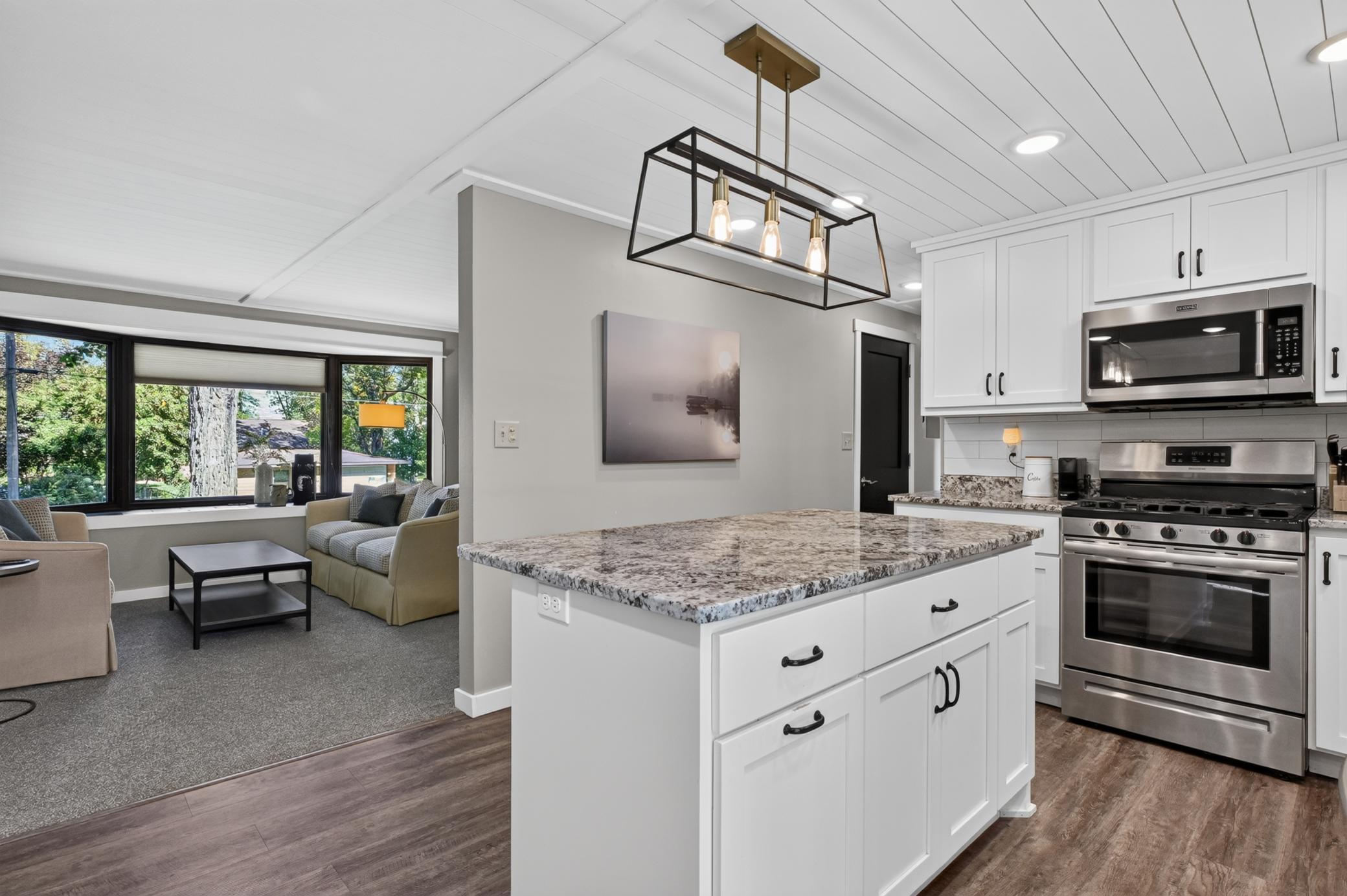 1962 single family home for sale at 471 Three Havens Drive NE in Alexandria, MN — 4 bed, 2 bath (photo 10 of 50)