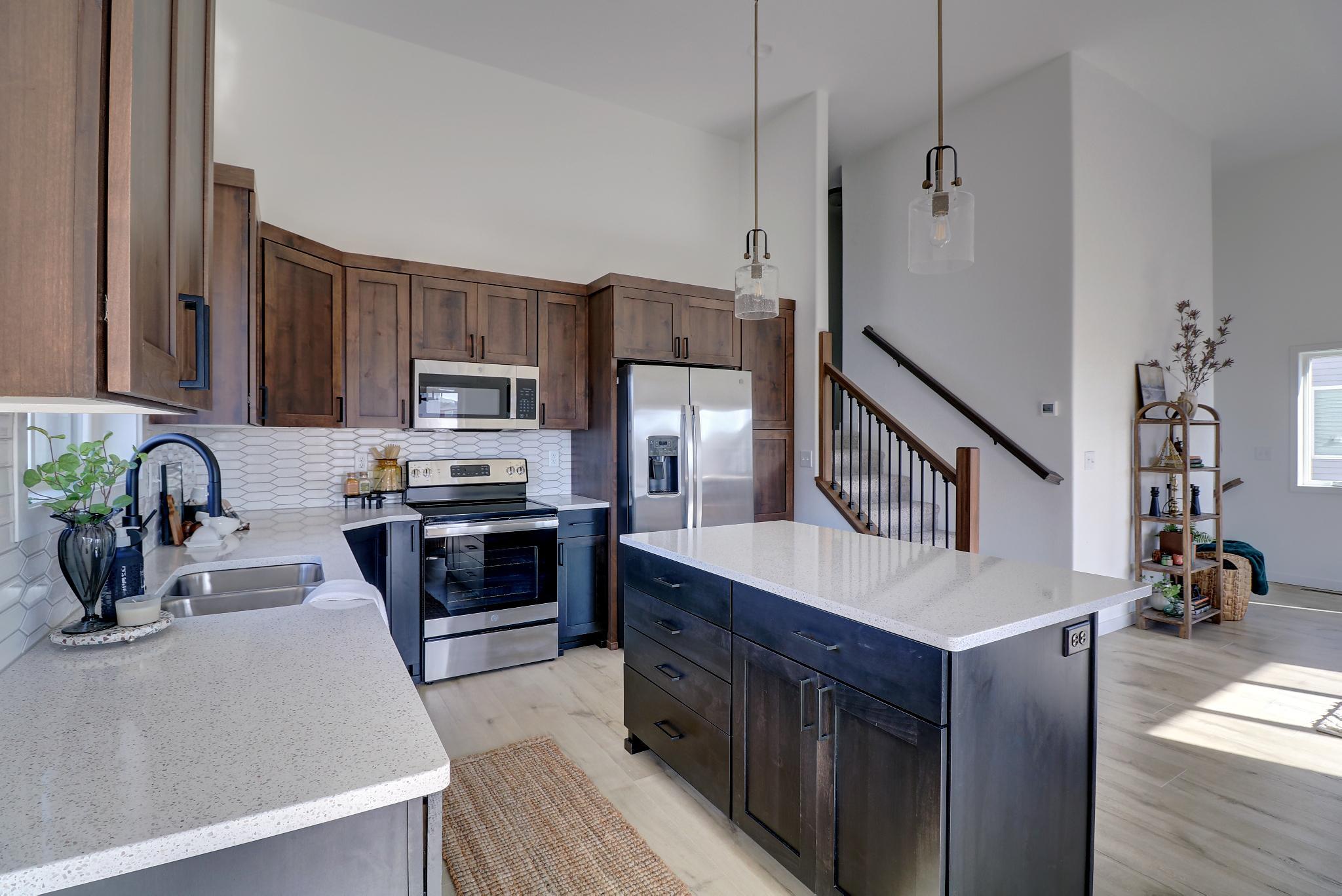 2026 single family home for sale at 2328 42nd Avenue S in Moorhead, MN — 3 bed, 3 bath (photo 16 of 33)
