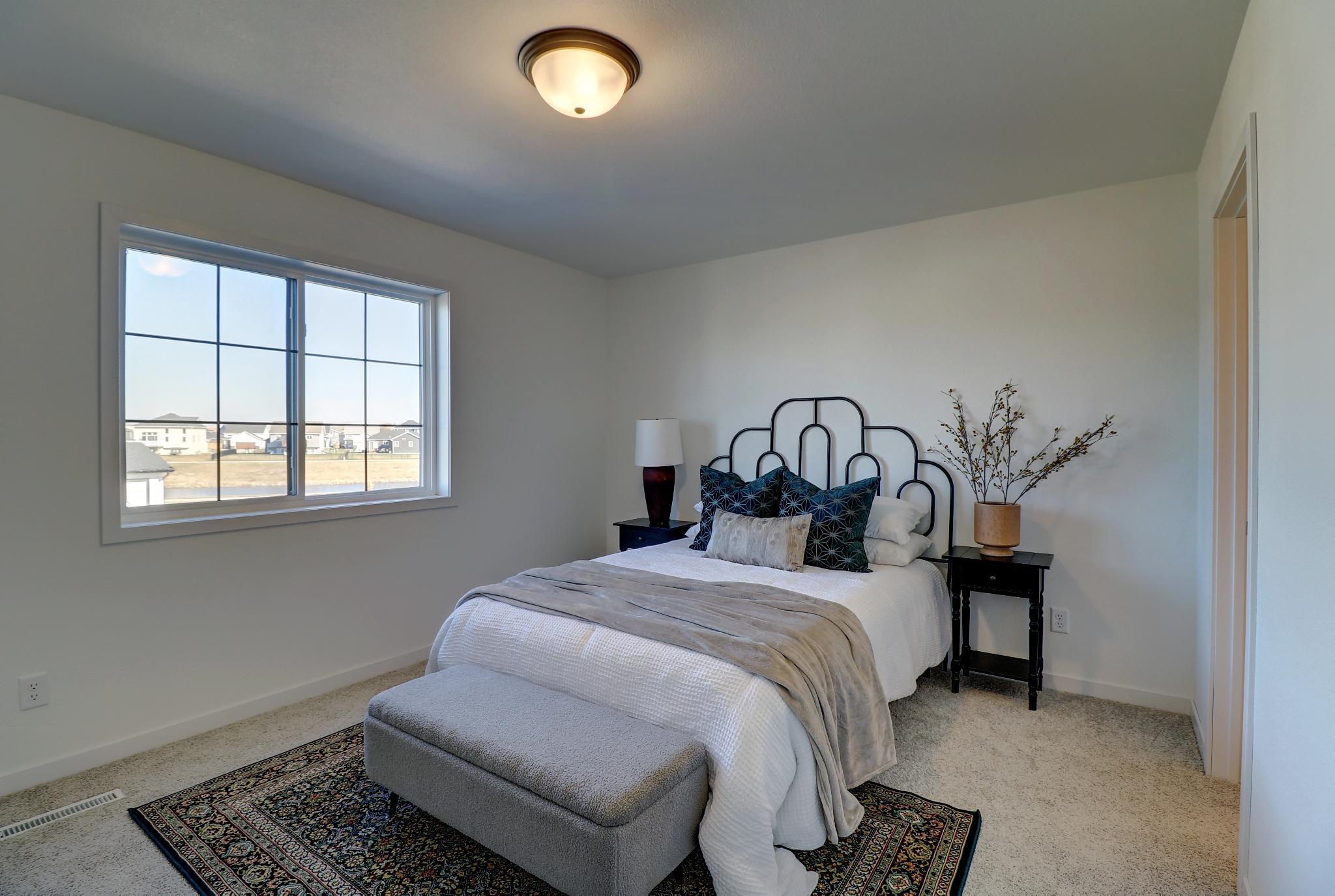 2026 single family home for sale at 2328 42nd Avenue S in Moorhead, MN — 3 bed, 3 bath (photo 23 of 33)