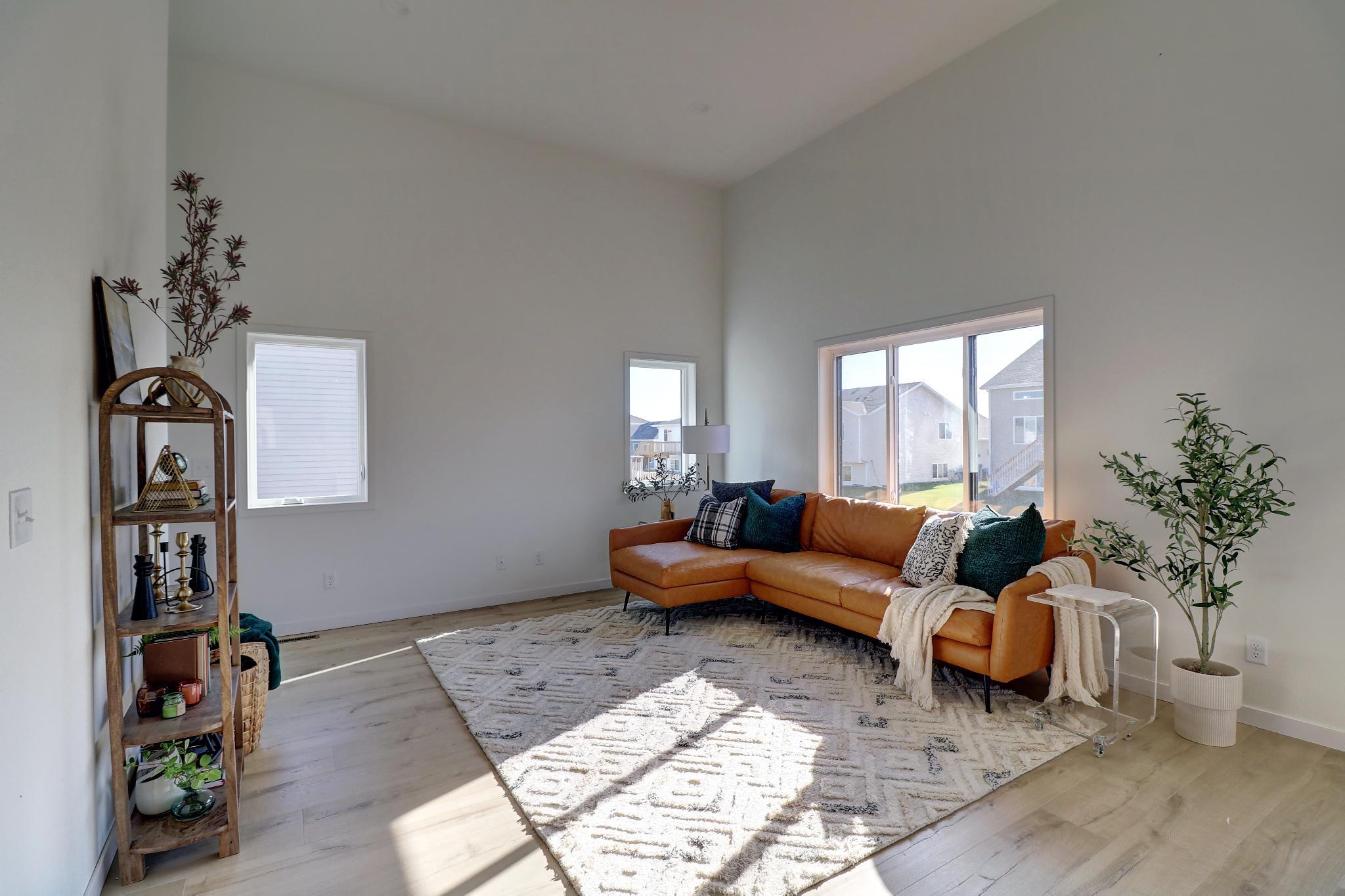 2026 single family home for sale at 2328 42nd Avenue S in Moorhead, MN — 3 bed, 3 bath (photo 7 of 33)