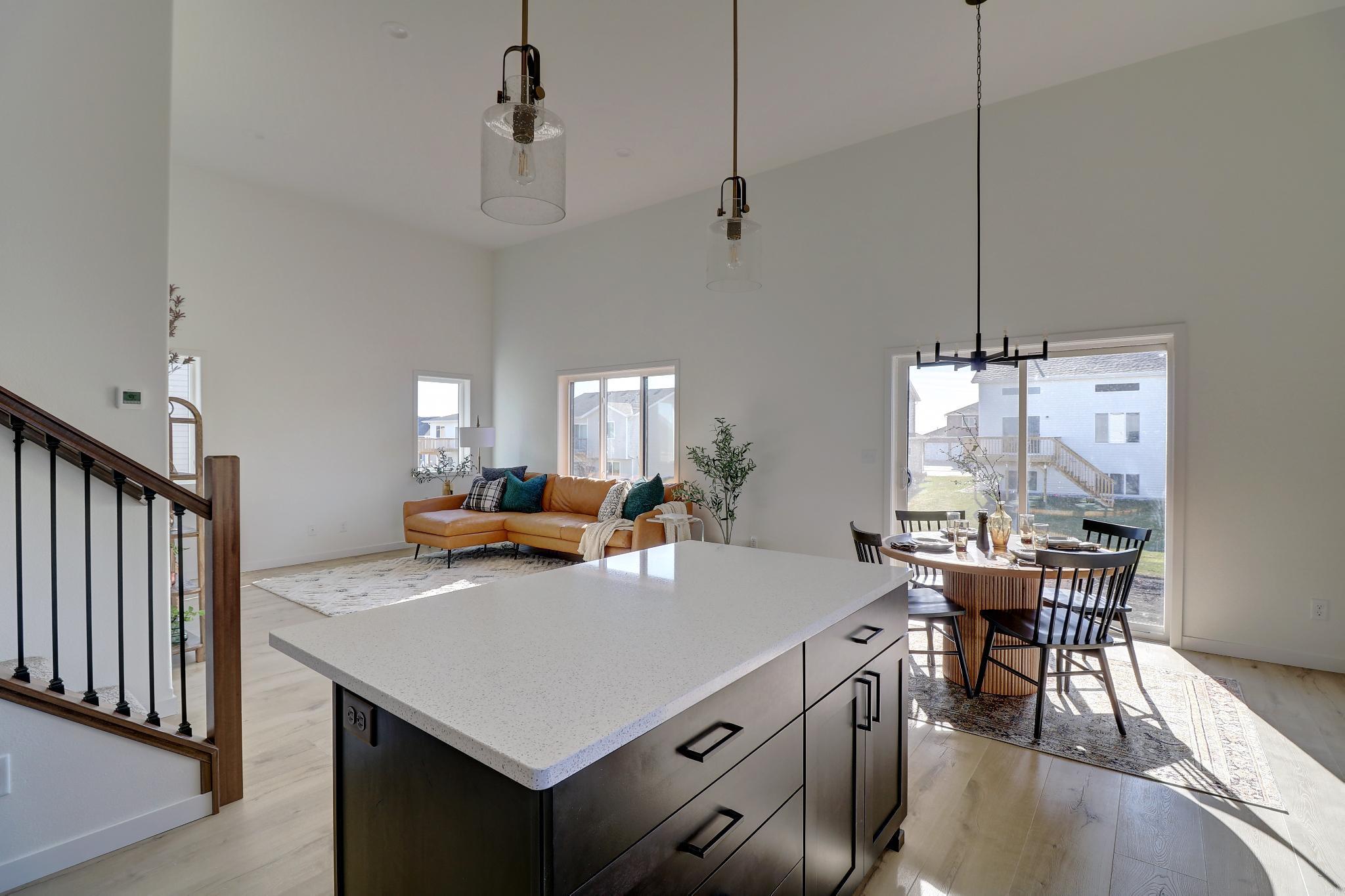 2026 single family home for sale at 2328 42nd Avenue S in Moorhead, MN — 3 bed, 3 bath (photo 8 of 33)