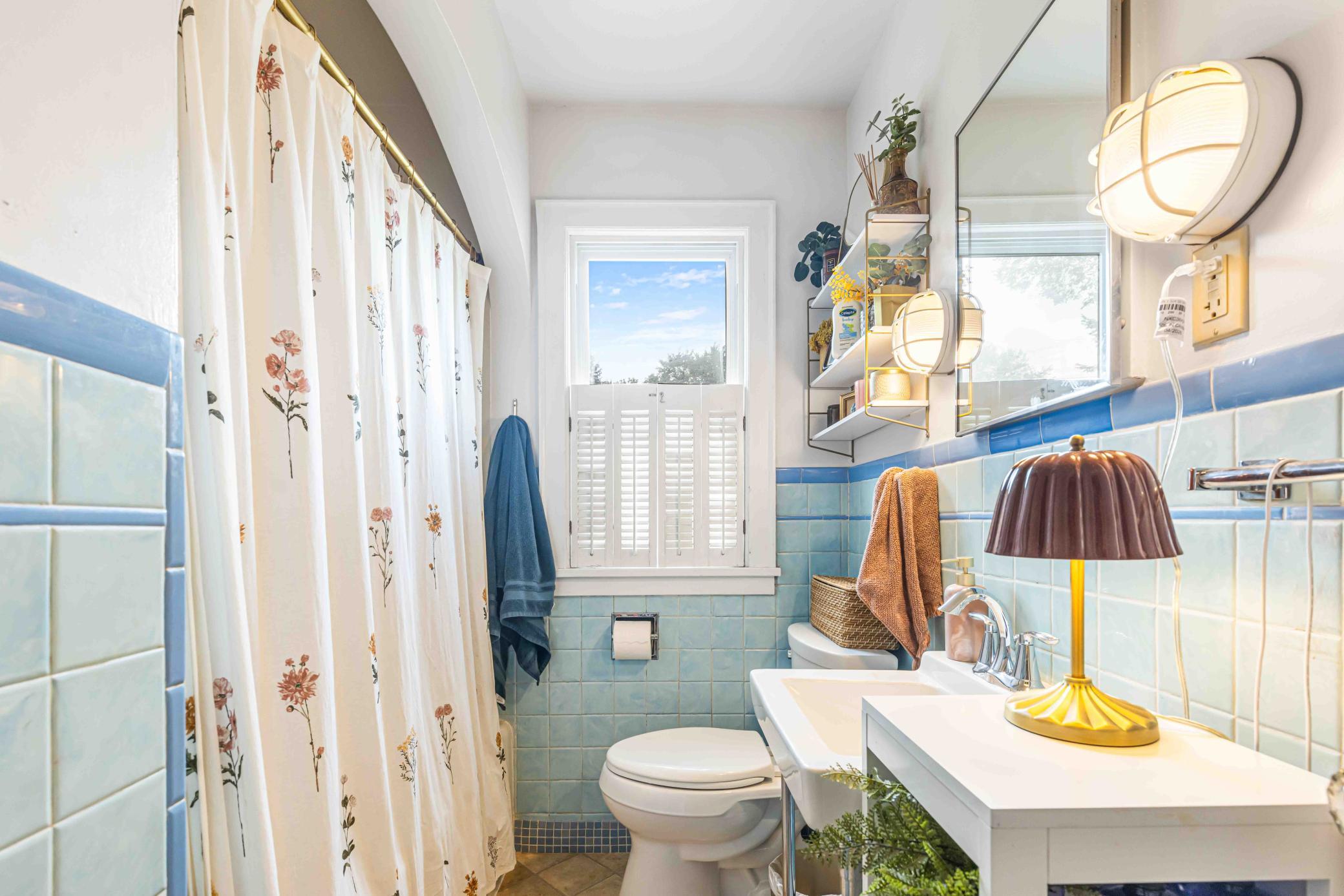 1931 single family home for sale at 1322 3rd Street N in Fargo, ND — 3 bed, 2 bath (photo 26 of 55)