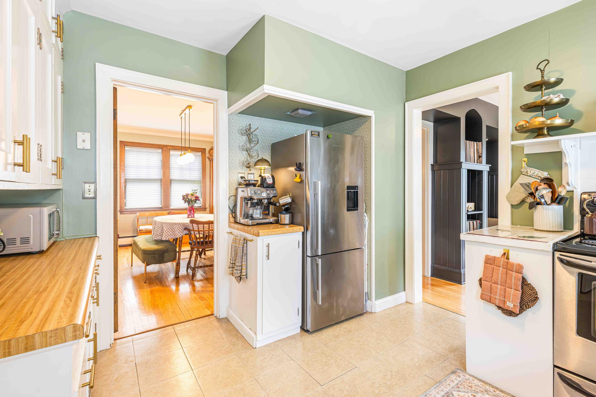 1931 single family home for sale at 1322 3rd Street N in Fargo, ND — 3 bed, 2 bath (photo 29 of 55)