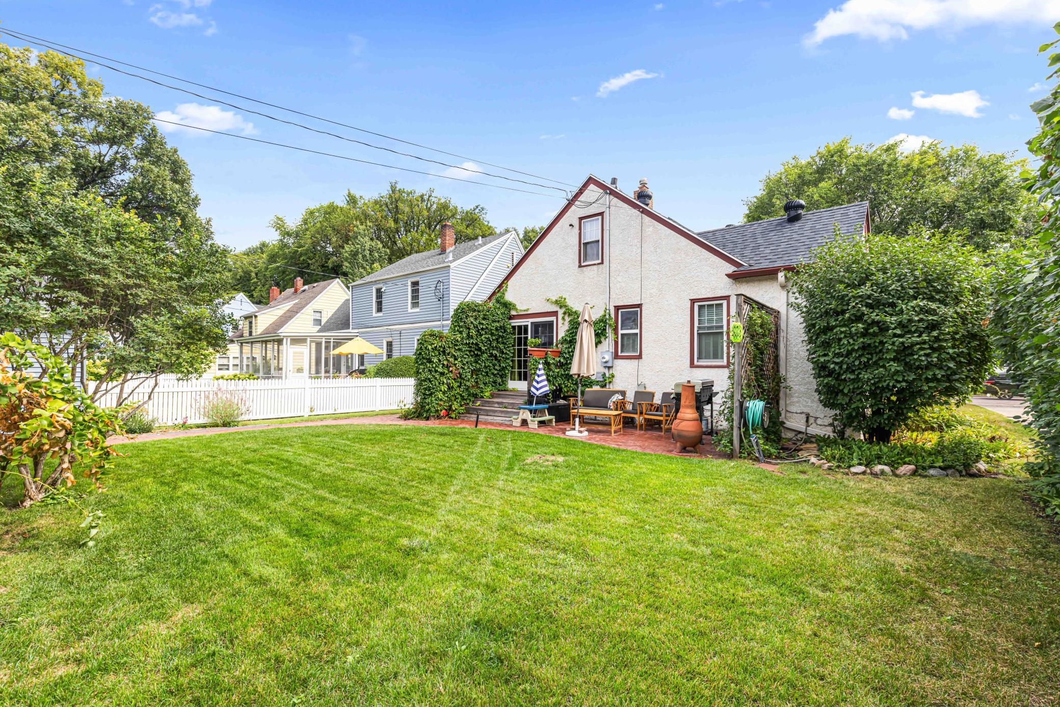 1931 single family home for sale at 1322 3rd Street N in Fargo, ND — 3 bed, 2 bath (photo 7 of 55)