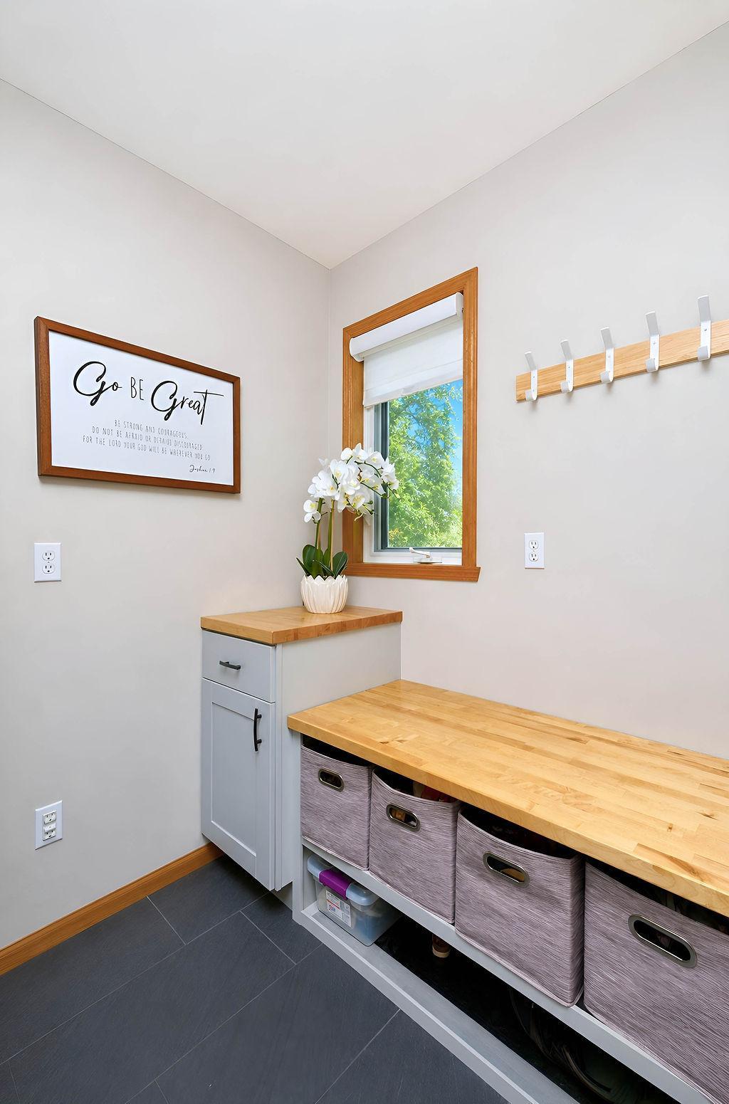 1992 single family home for sale at 3101 37 1/2 Avenue S in Fargo, ND — 4 bed, 3 bath (photo 20 of 63)