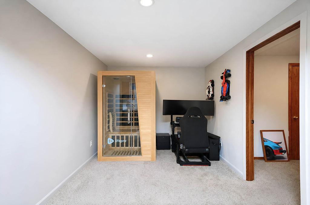 1992 single family home for sale at 3101 37 1/2 Avenue S in Fargo, ND — 4 bed, 3 bath (photo 38 of 63)