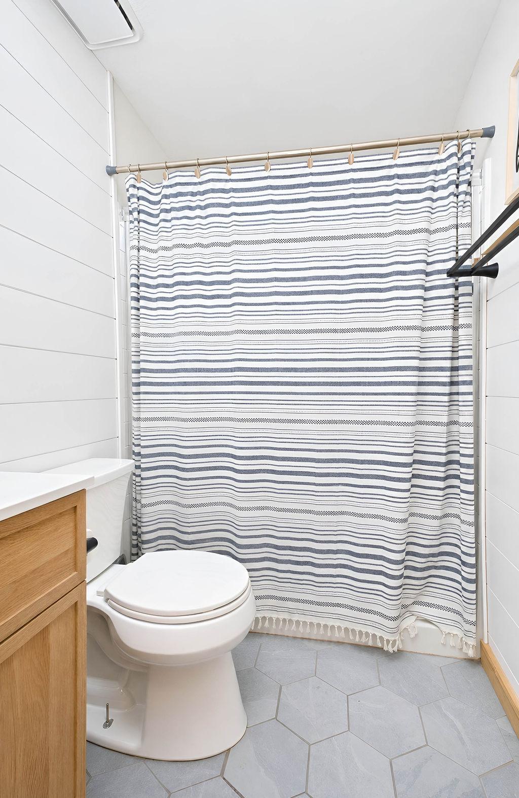 1992 single family home for sale at 3101 37 1/2 Avenue S in Fargo, ND — 4 bed, 3 bath (photo 43 of 63)