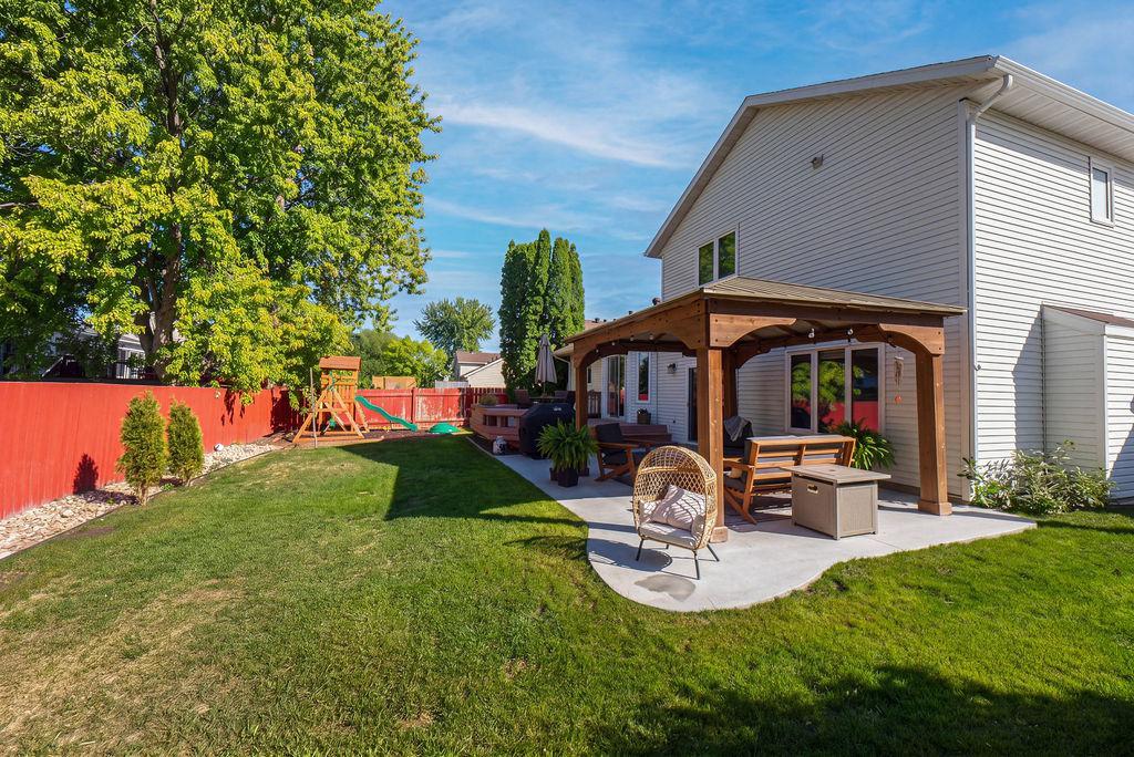 1992 single family home for sale at 3101 37 1/2 Avenue S in Fargo, ND — 4 bed, 3 bath (photo 50 of 63)