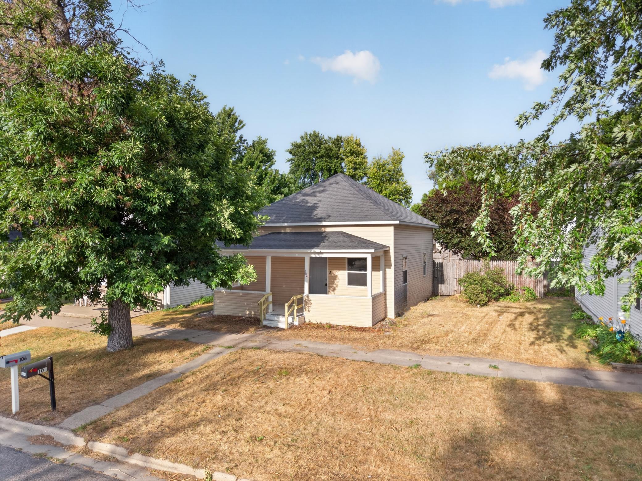 1890 single family home for sale at 104 2nd Street NE in Barnesville, MN — 2 bed, 1 bath