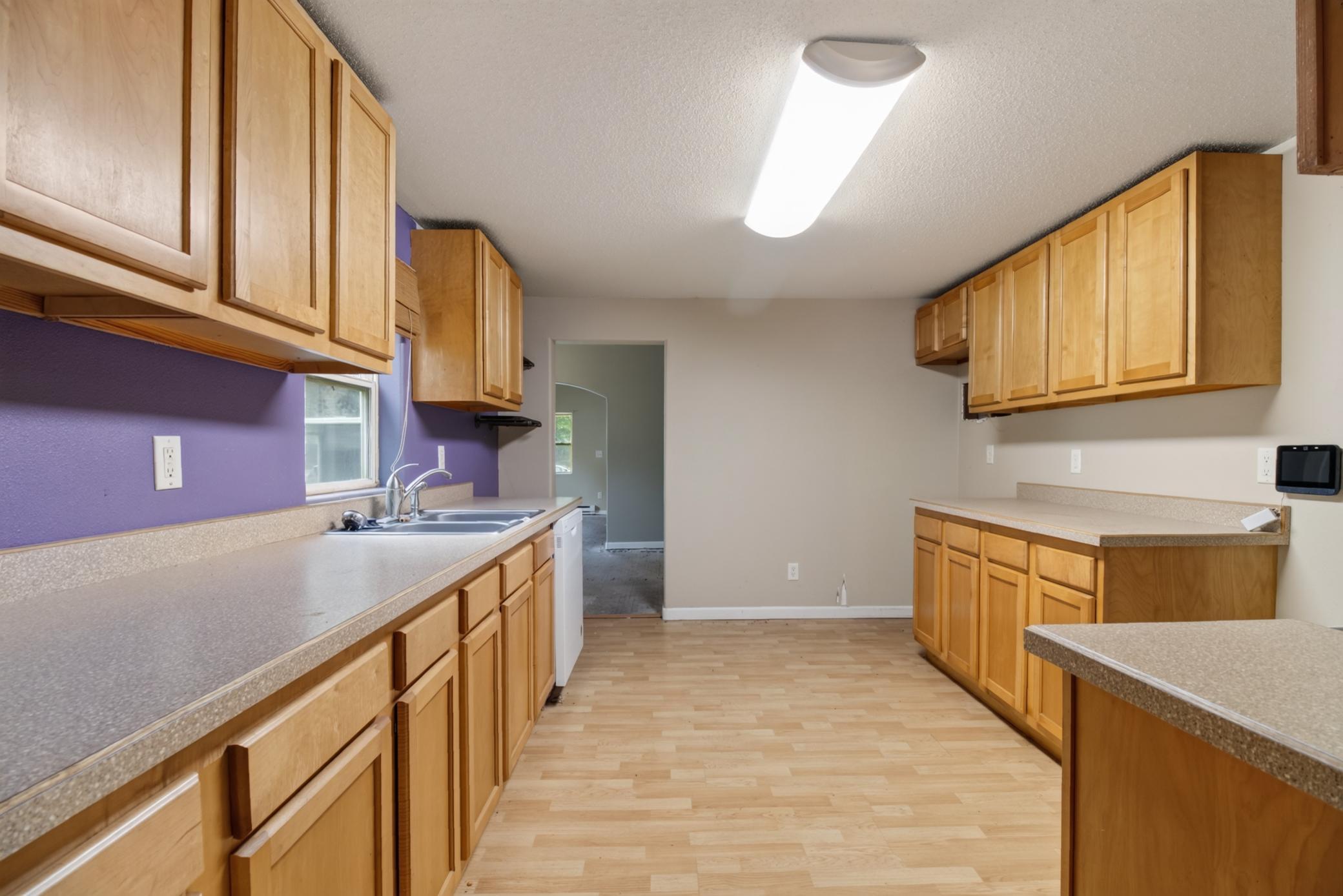 1890 single family home for sale at 104 2nd Street NE in Barnesville, MN — 2 bed, 1 bath (photo 6 of 29)