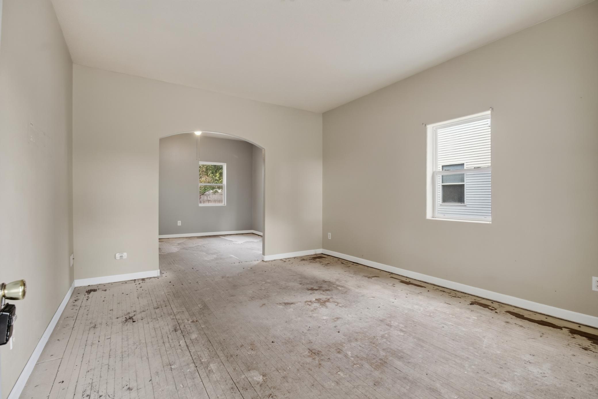 1890 single family home for sale at 104 2nd Street NE in Barnesville, MN — 2 bed, 1 bath (photo 8 of 29)
