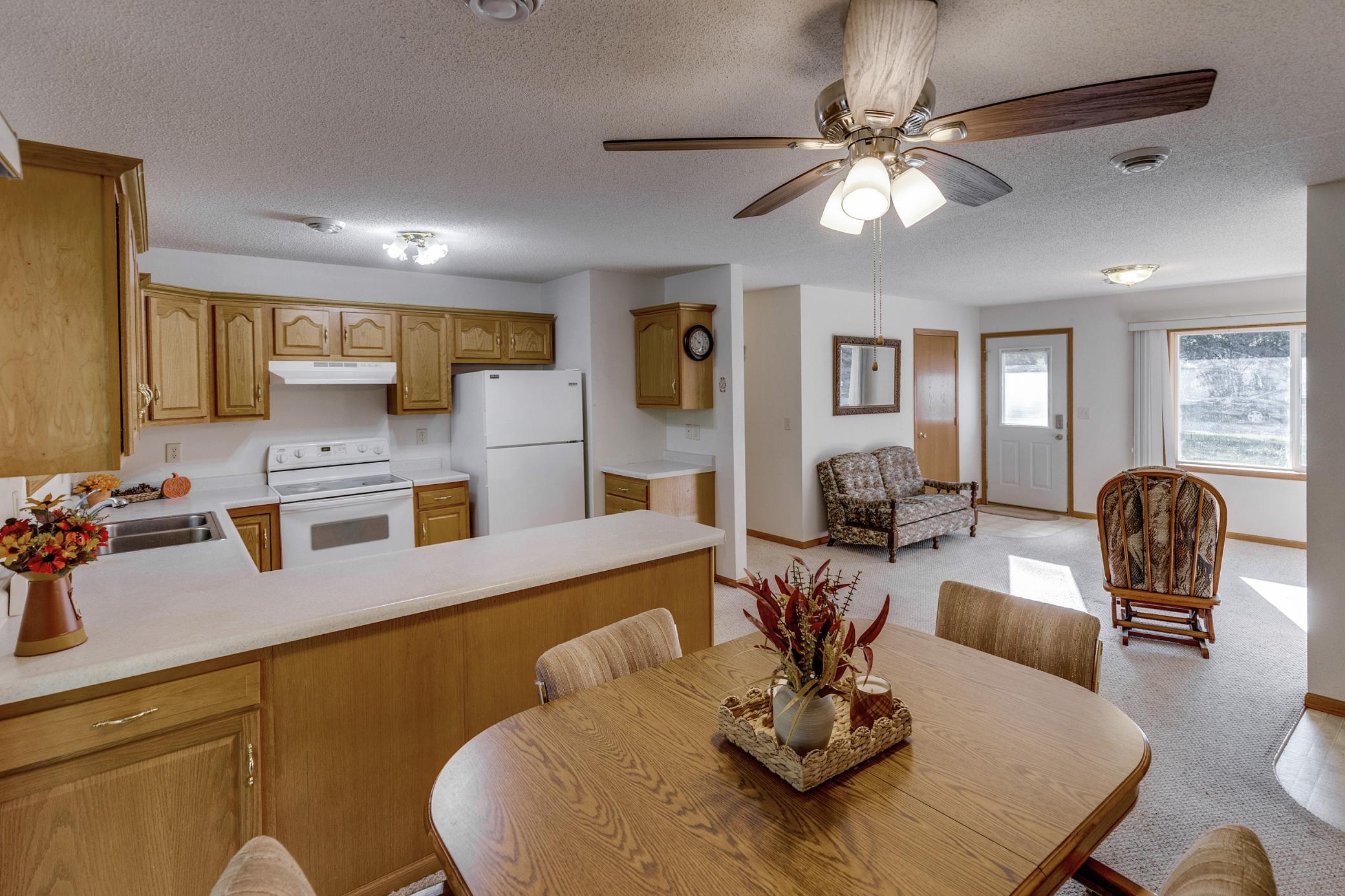 2005 single family home for sale at 31060 Pine Street in Pequot Lakes, MN — 3 bed, 1 bath (photo 11 of 27)