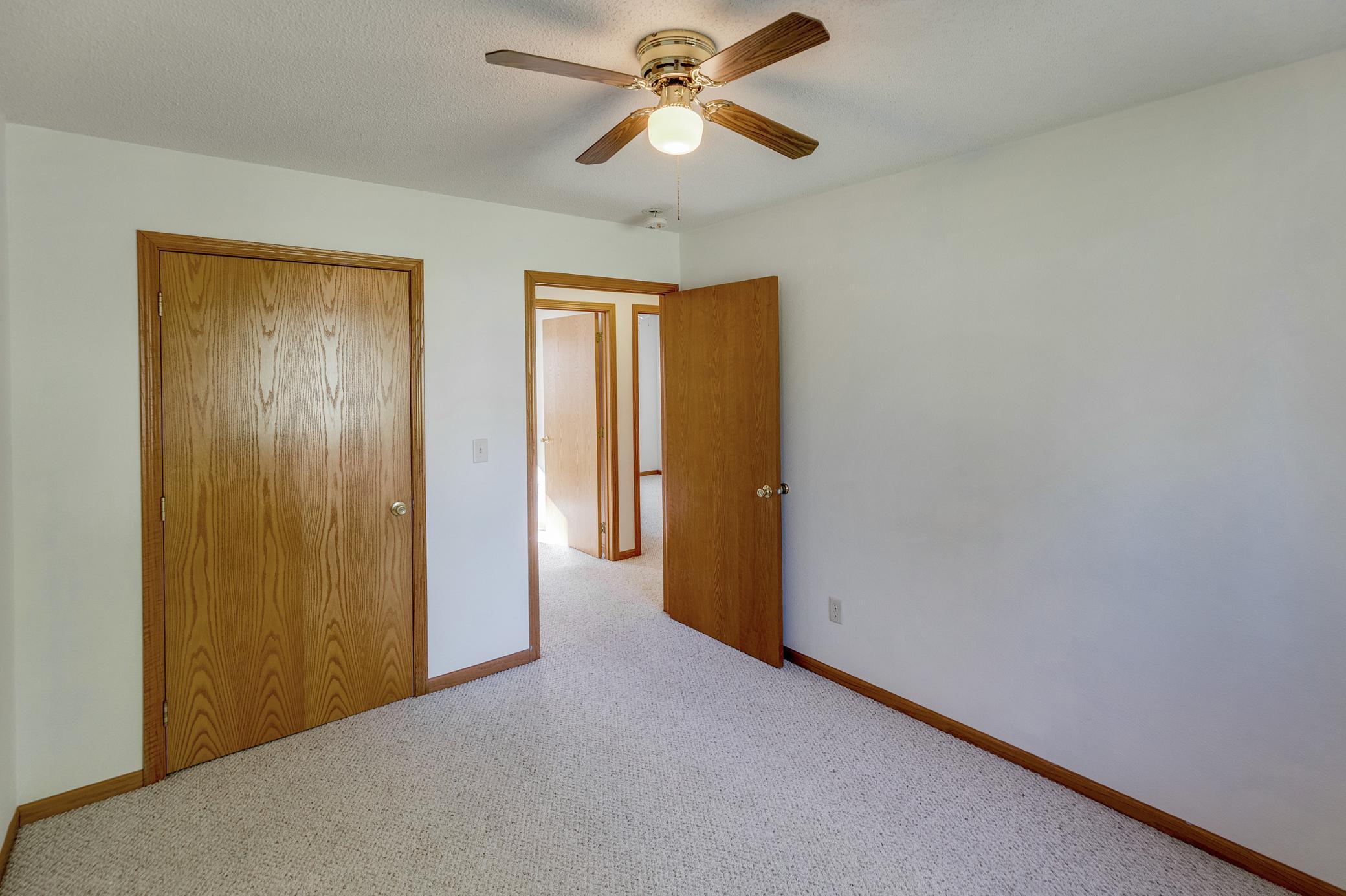 2005 single family home for sale at 31060 Pine Street in Pequot Lakes, MN — 3 bed, 1 bath (photo 14 of 27)