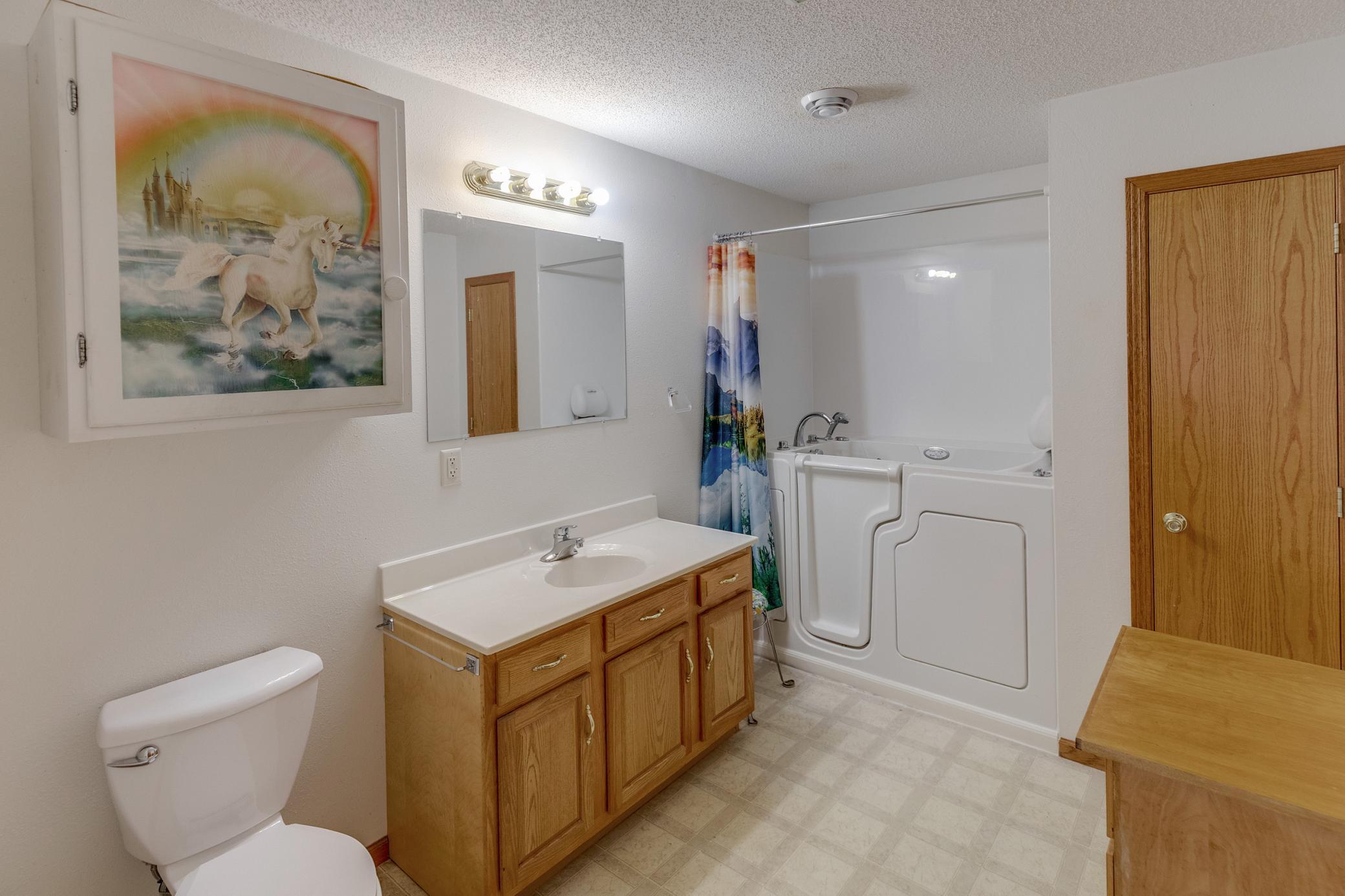 2005 single family home for sale at 31060 Pine Street in Pequot Lakes, MN — 3 bed, 1 bath (photo 22 of 27)