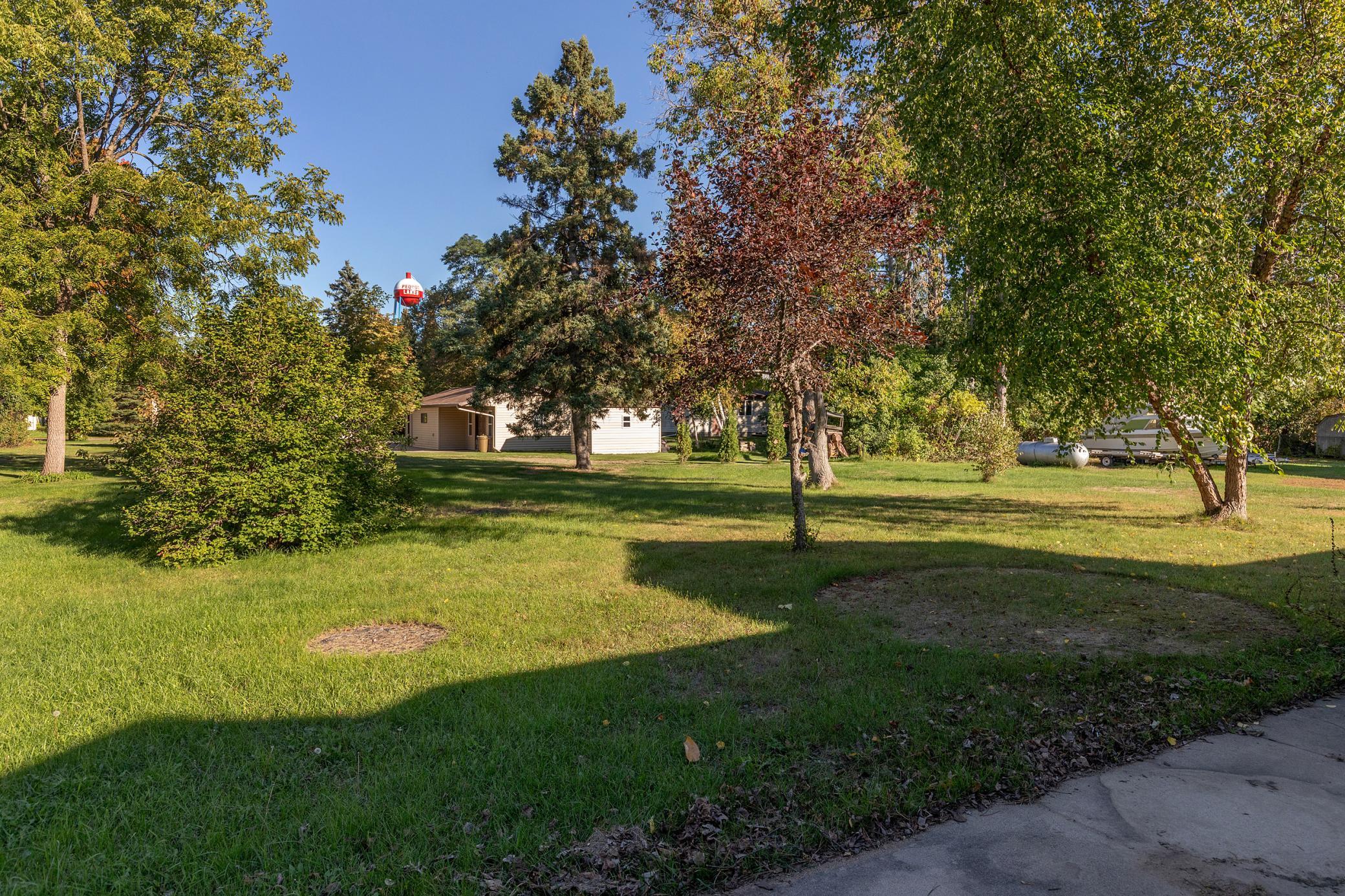 2005 single family home for sale at 31060 Pine Street in Pequot Lakes, MN — 3 bed, 1 bath (photo 6 of 27)