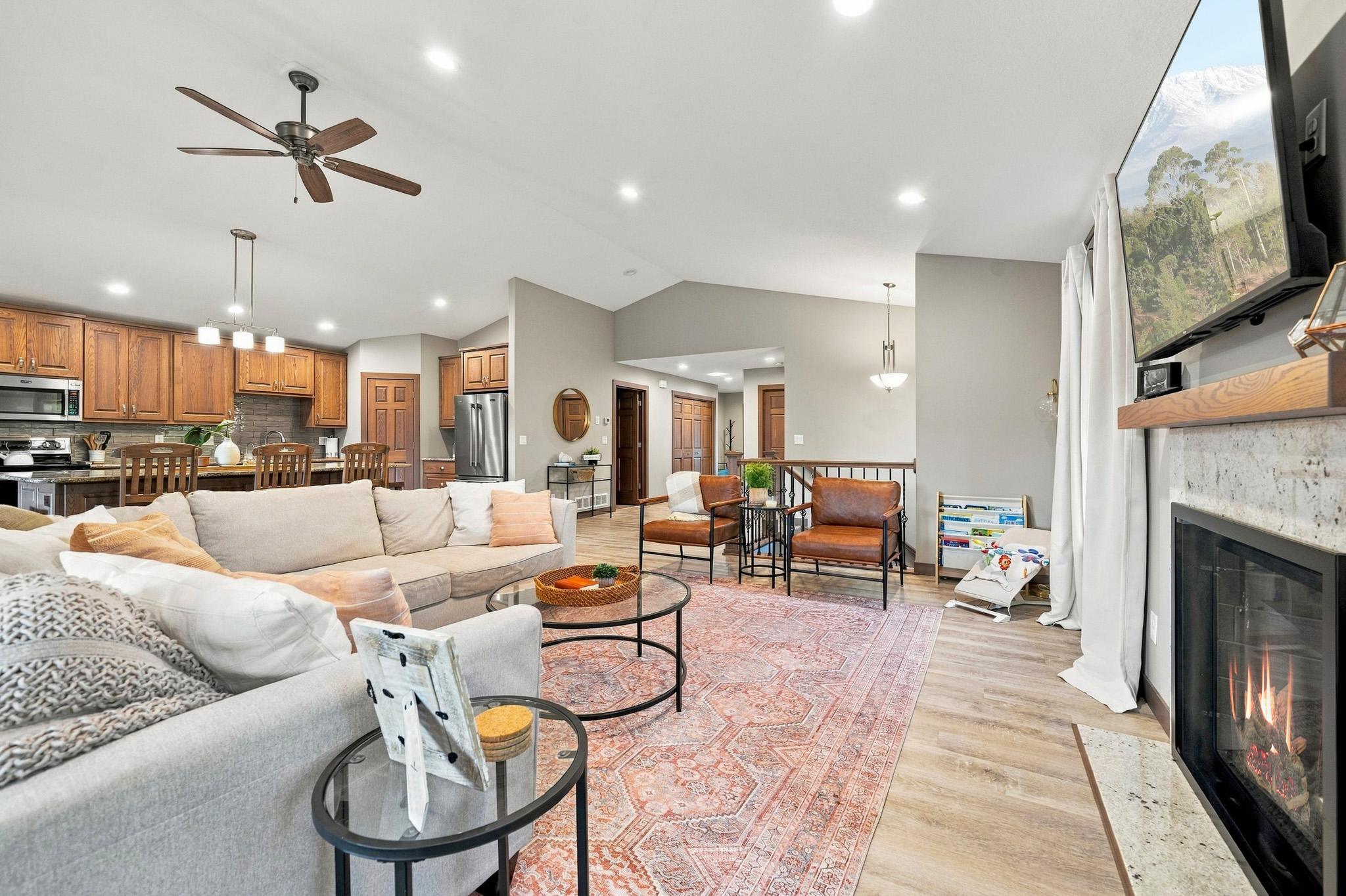 2017 single family home for sale at 620 Anderson Way in Alexandria, MN — 5 bed, 3 bath (photo 16 of 72)