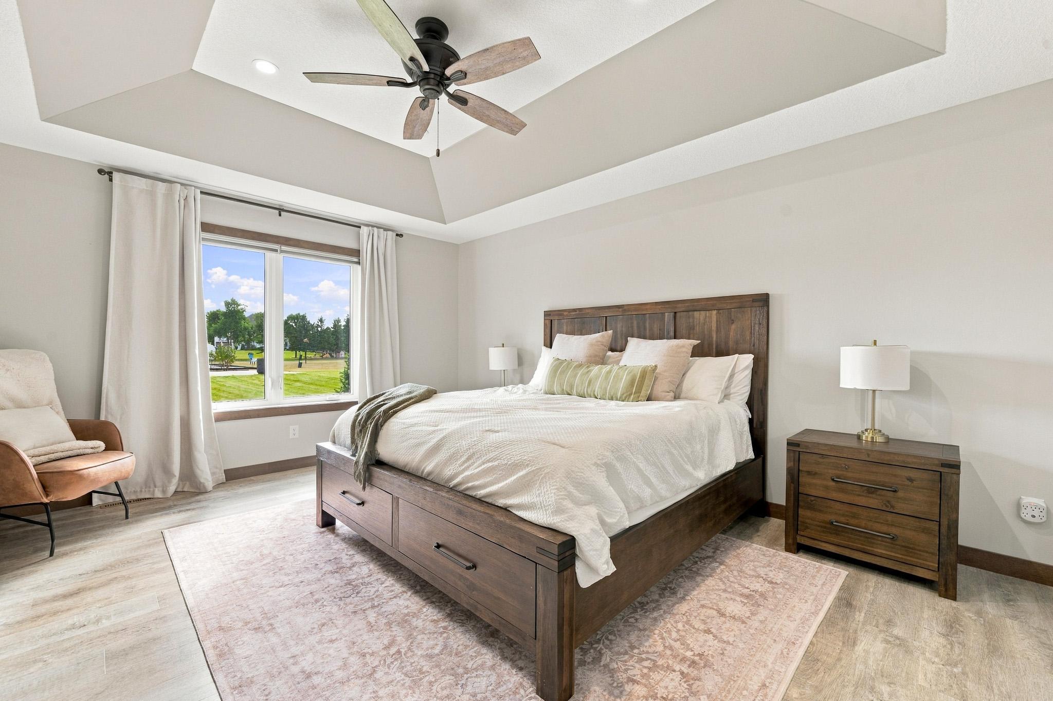 2017 single family home for sale at 620 Anderson Way in Alexandria, MN — 5 bed, 3 bath (photo 21 of 72)