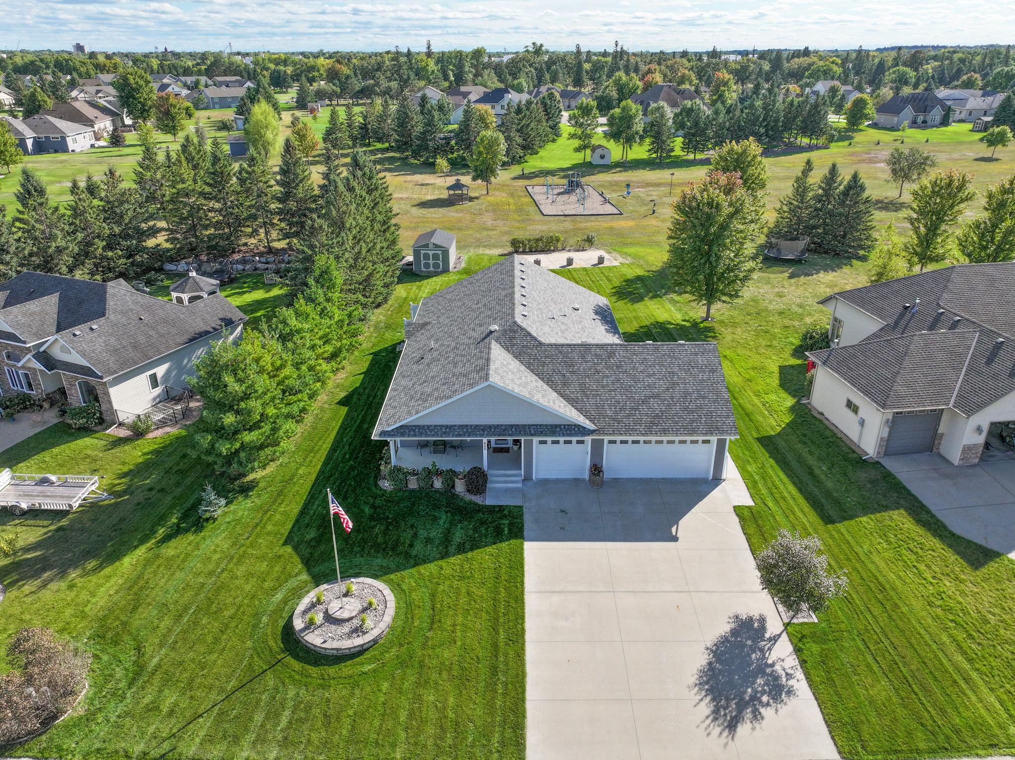 2017 single family home for sale at 620 Anderson Way in Alexandria, MN — 5 bed, 3 bath (photo 64 of 72)