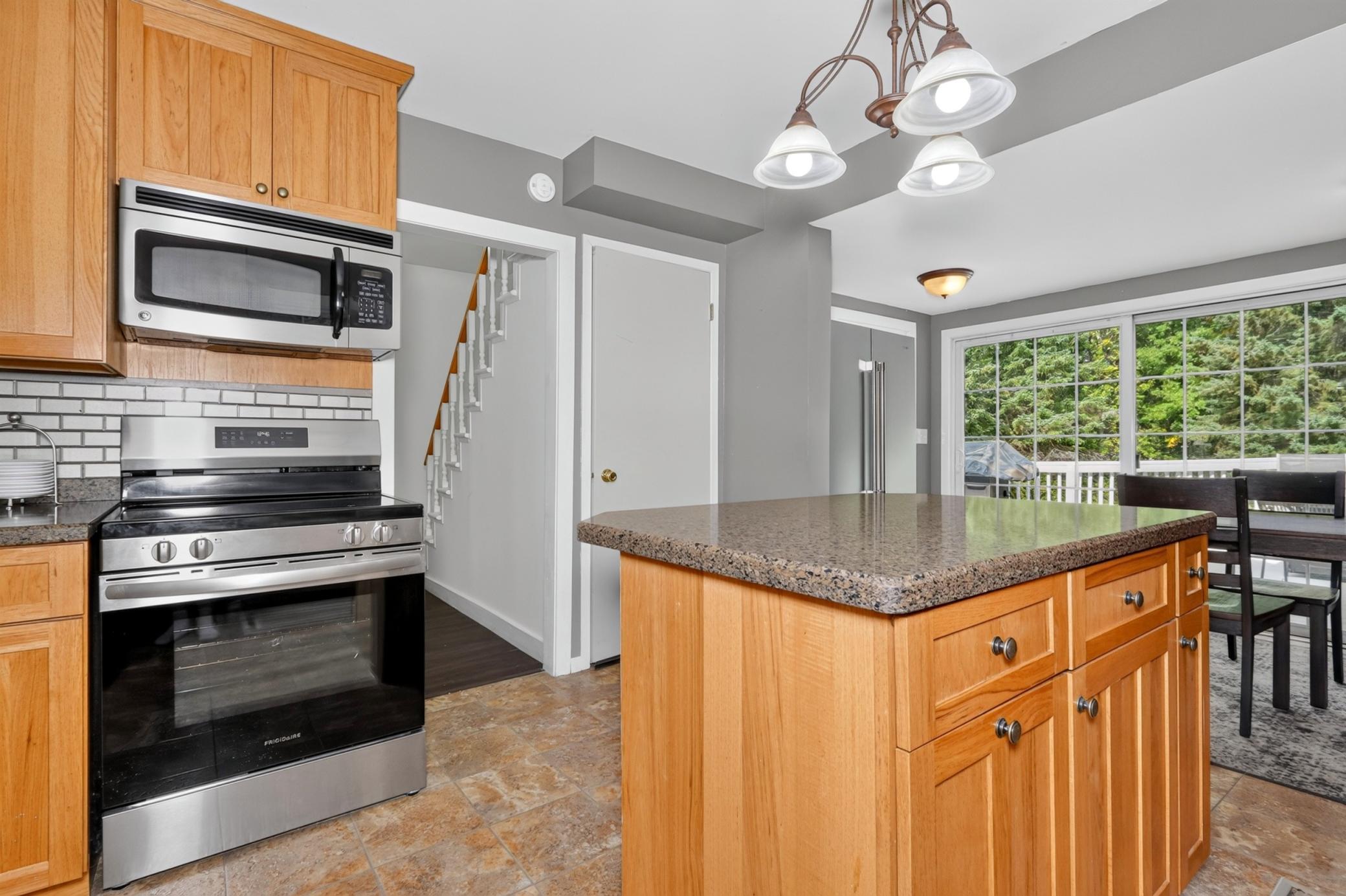 1920 single family home for sale at 1029 Golf Course Road in Grand Rapids, MN — 3 bed, 2 bath (photo 12 of 47)