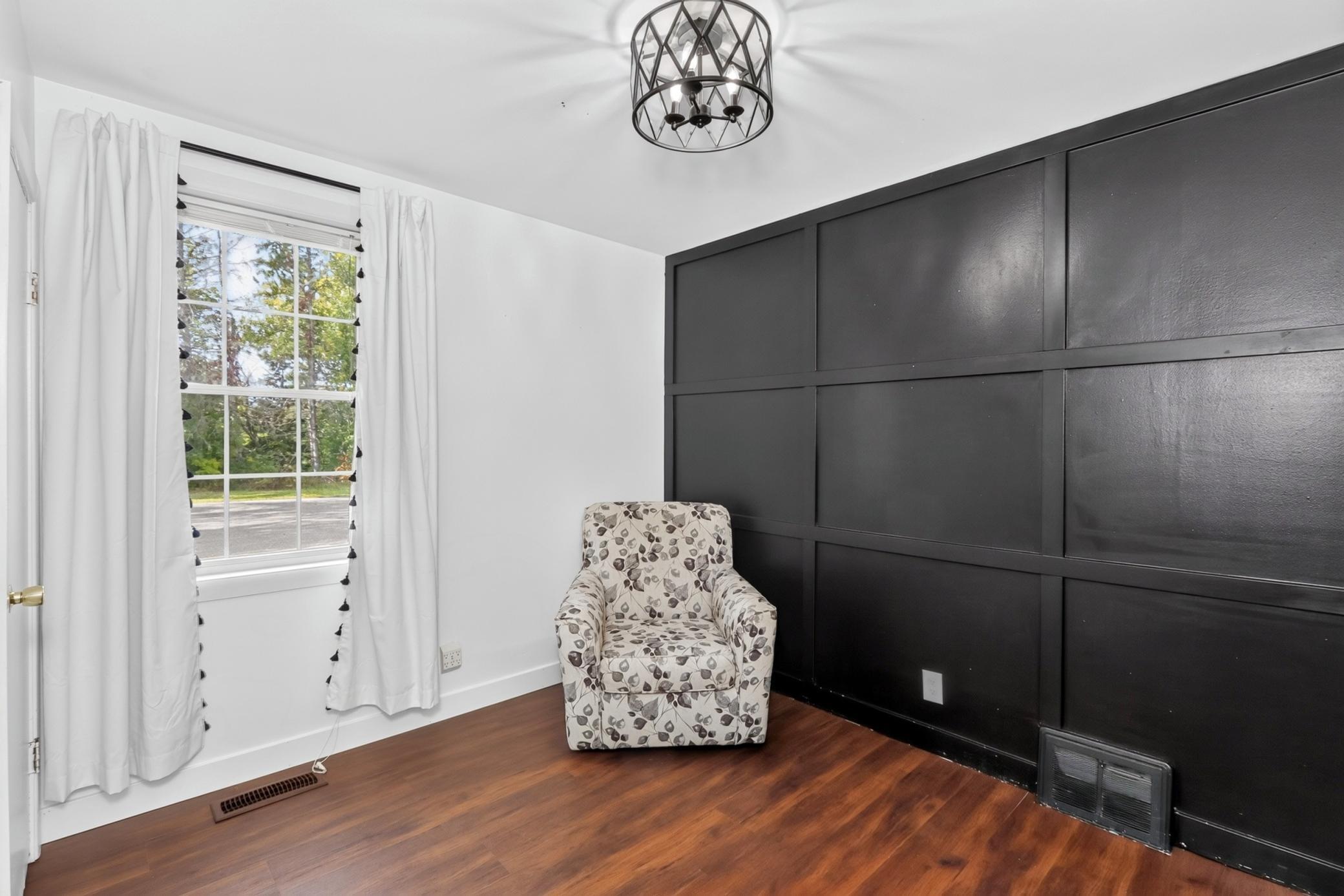 1920 single family home for sale at 1029 Golf Course Road in Grand Rapids, MN — 3 bed, 2 bath (photo 19 of 47)