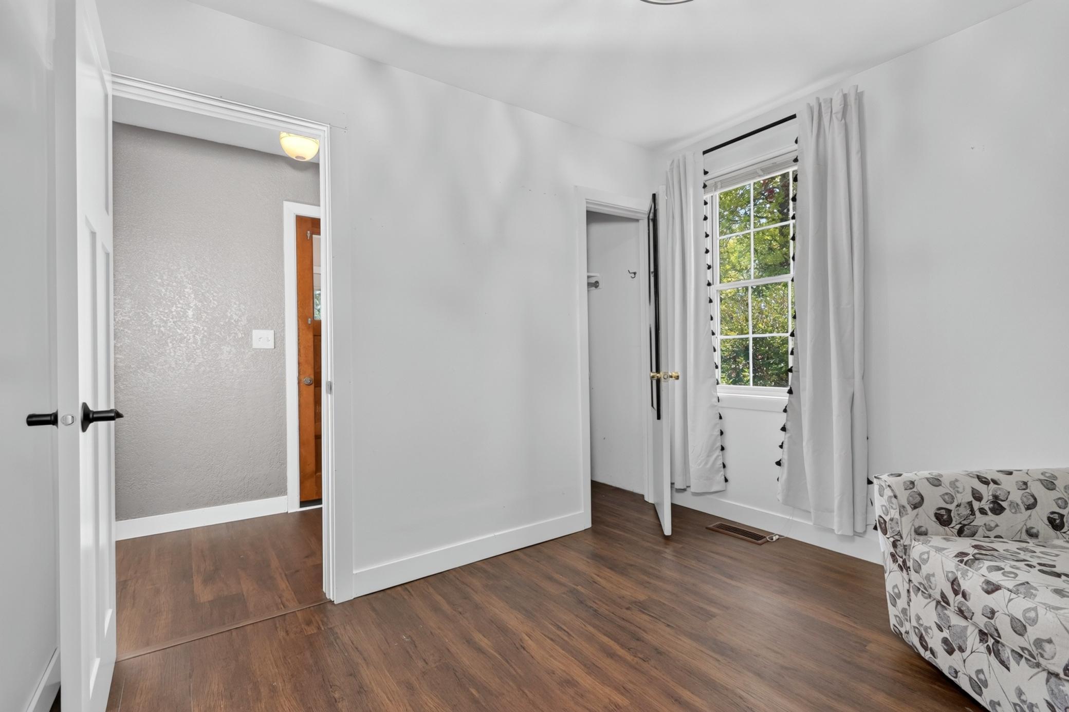 1920 single family home for sale at 1029 Golf Course Road in Grand Rapids, MN — 3 bed, 2 bath (photo 20 of 47)
