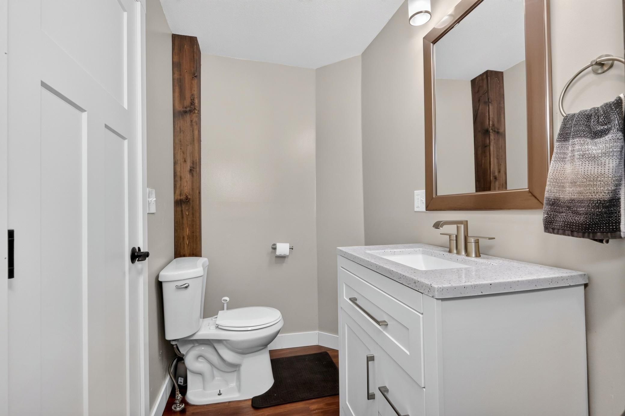 1920 single family home for sale at 1029 Golf Course Road in Grand Rapids, MN — 3 bed, 2 bath (photo 22 of 47)