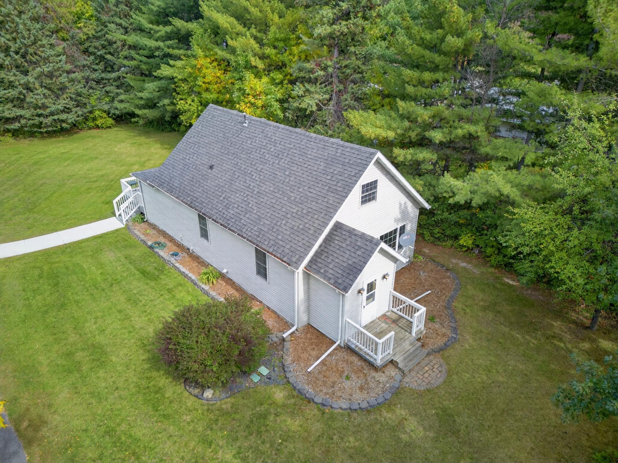 1920 single family home for sale at 1029 Golf Course Road in Grand Rapids, MN — 3 bed, 2 bath (photo 42 of 47)
