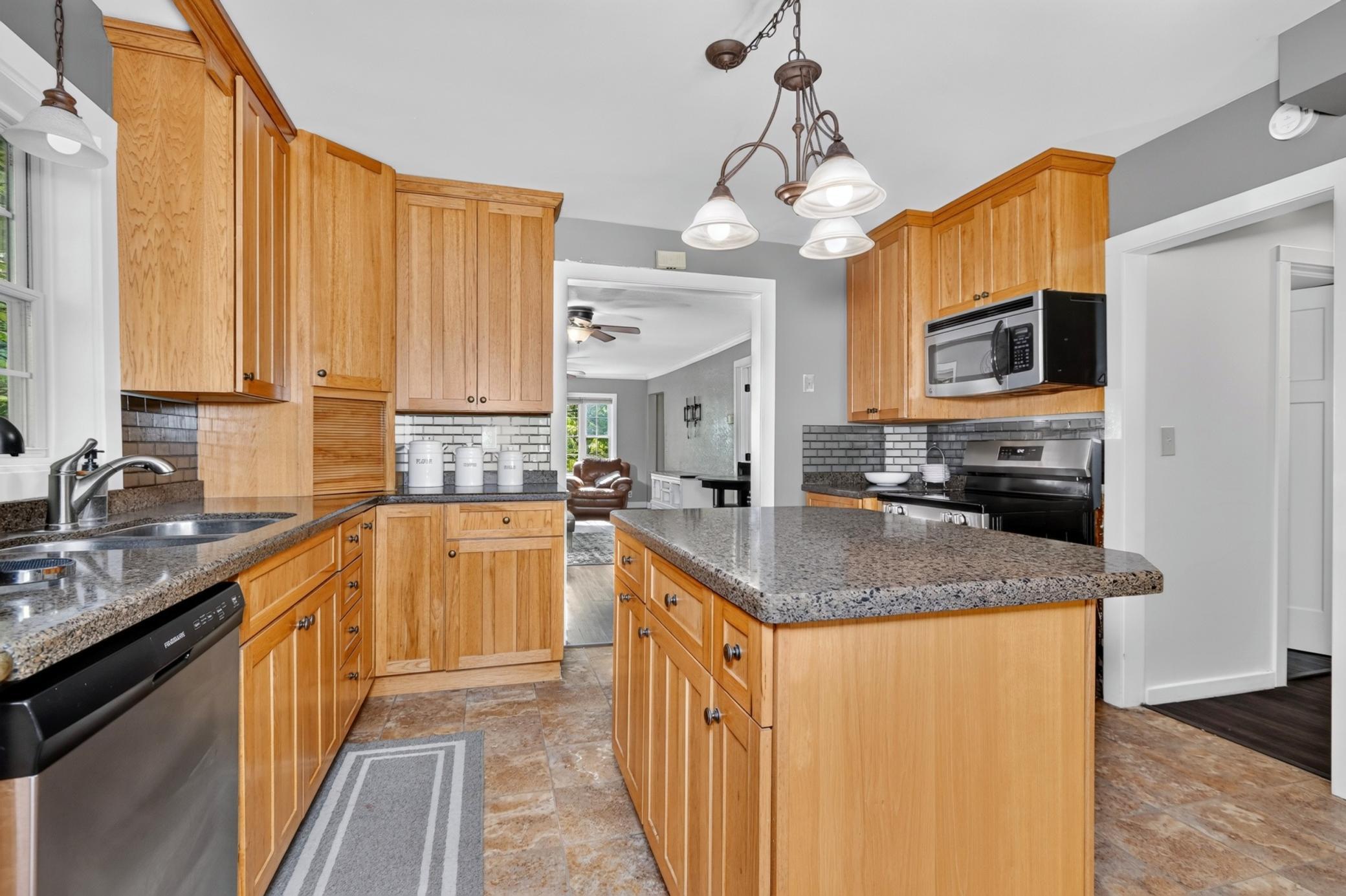1920 single family home for sale at 1029 Golf Course Road in Grand Rapids, MN — 3 bed, 2 bath (photo 10 of 47)