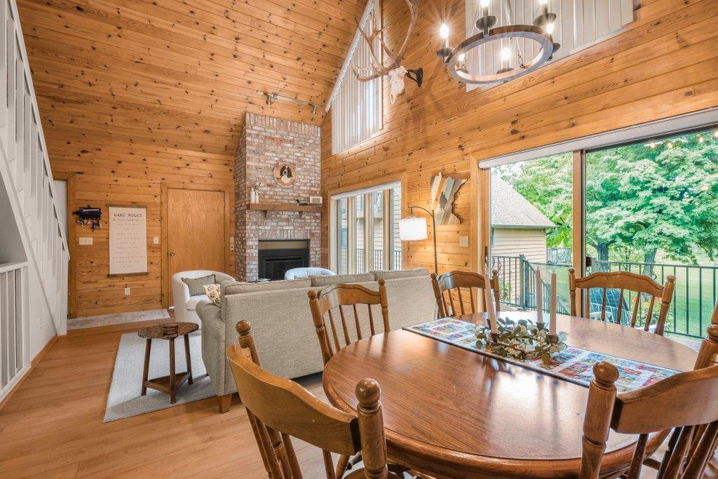 1993 home for sale at 2618 Big Horn Bay Road NW in Alexandria, MN — 2 bed, 2 bath (photo 7 of 36)