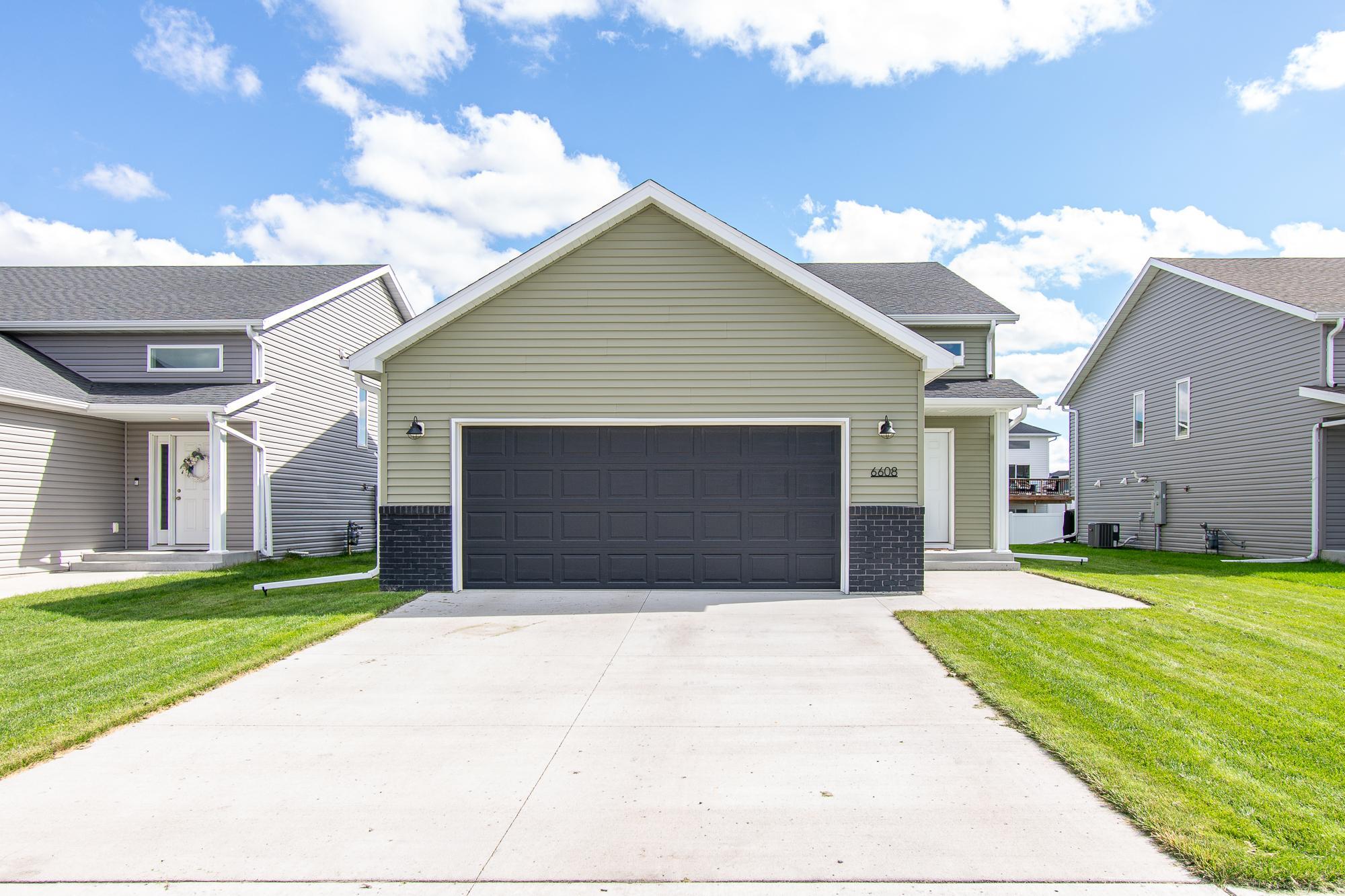 2021 single family home for sale at 6608 27th Street S in Fargo, ND — 3 bed, 2 bath (photo 39 of 39)