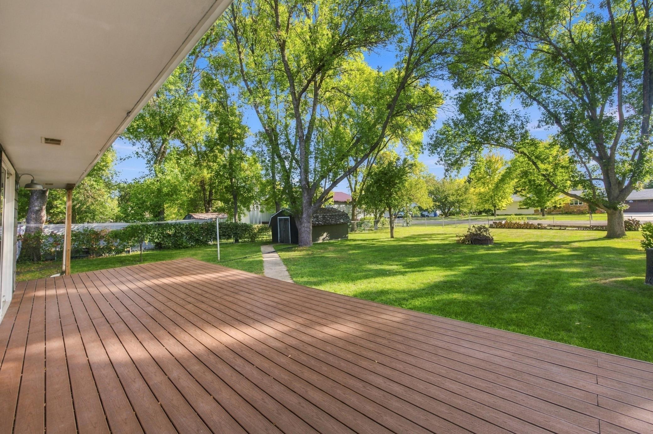 1960 single family home for sale at 4826 UNIVERSITY Drive S in Fargo, ND — 3 bed, 3 bath (photo 2 of 27)