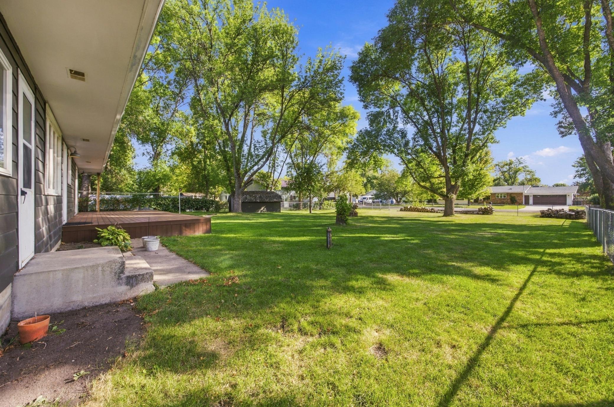 1960 single family home for sale at 4826 UNIVERSITY Drive S in Fargo, ND — 3 bed, 3 bath (photo 22 of 27)