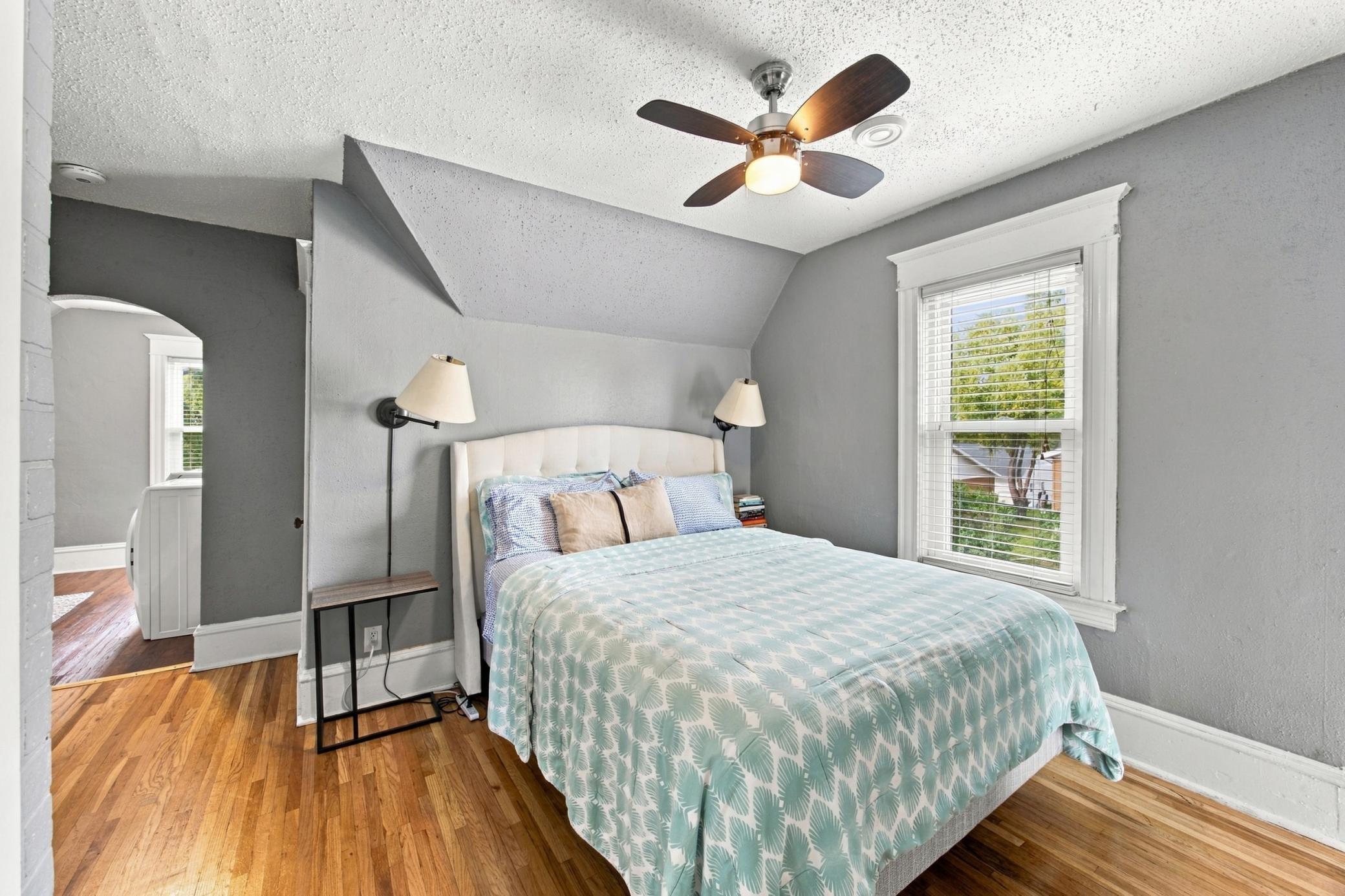 1912 single family home for sale at 802 2nd Street N in Fargo, ND — 4 bed, 3 bath (photo 17 of 61)