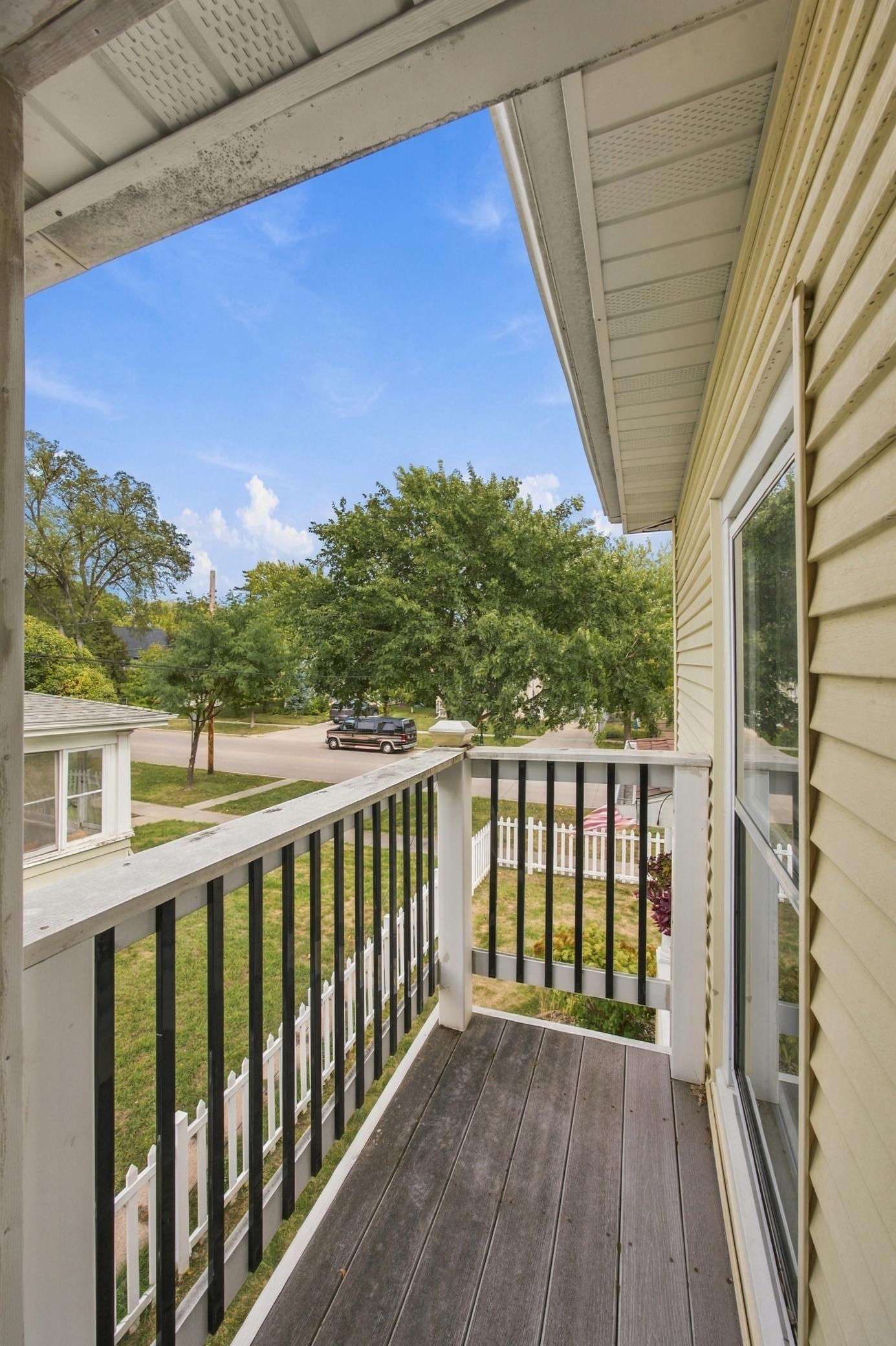 1912 single family home for sale at 802 2nd Street N in Fargo, ND — 4 bed, 3 bath (photo 20 of 61)