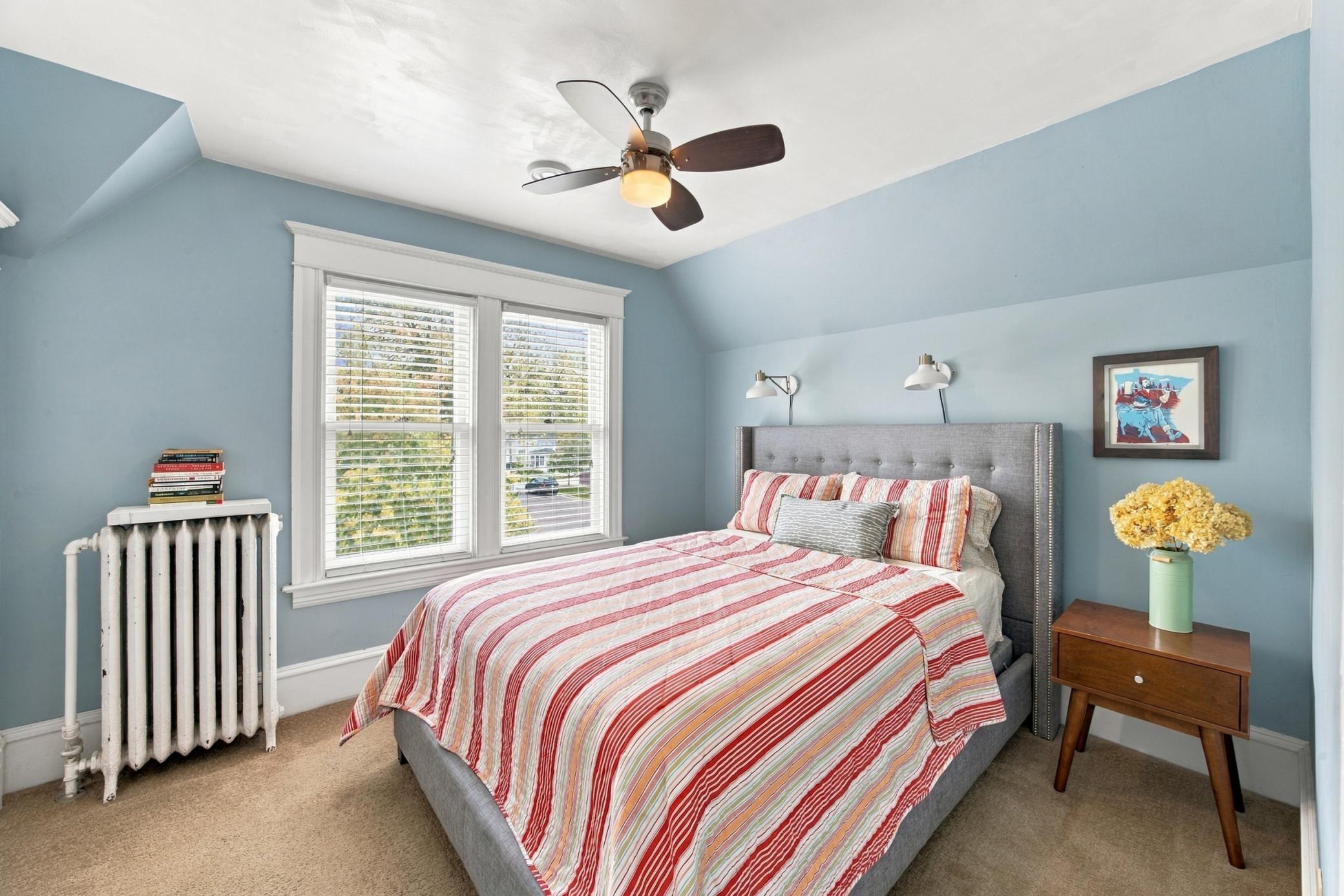 1912 single family home for sale at 802 2nd Street N in Fargo, ND — 4 bed, 3 bath (photo 24 of 61)
