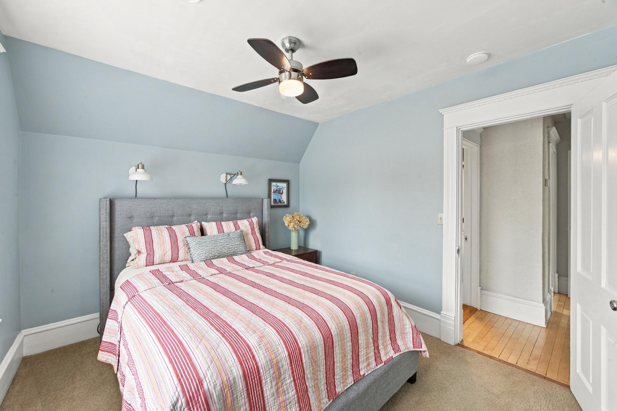 1912 single family home for sale at 802 2nd Street N in Fargo, ND — 4 bed, 3 bath (photo 25 of 61)