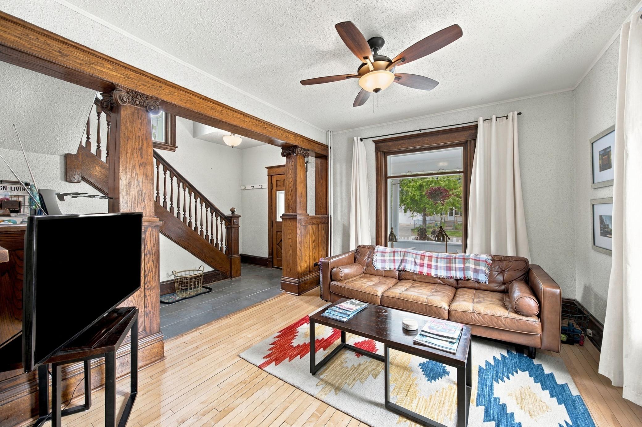 1912 single family home for sale at 802 2nd Street N in Fargo, ND — 4 bed, 3 bath (photo 9 of 61)