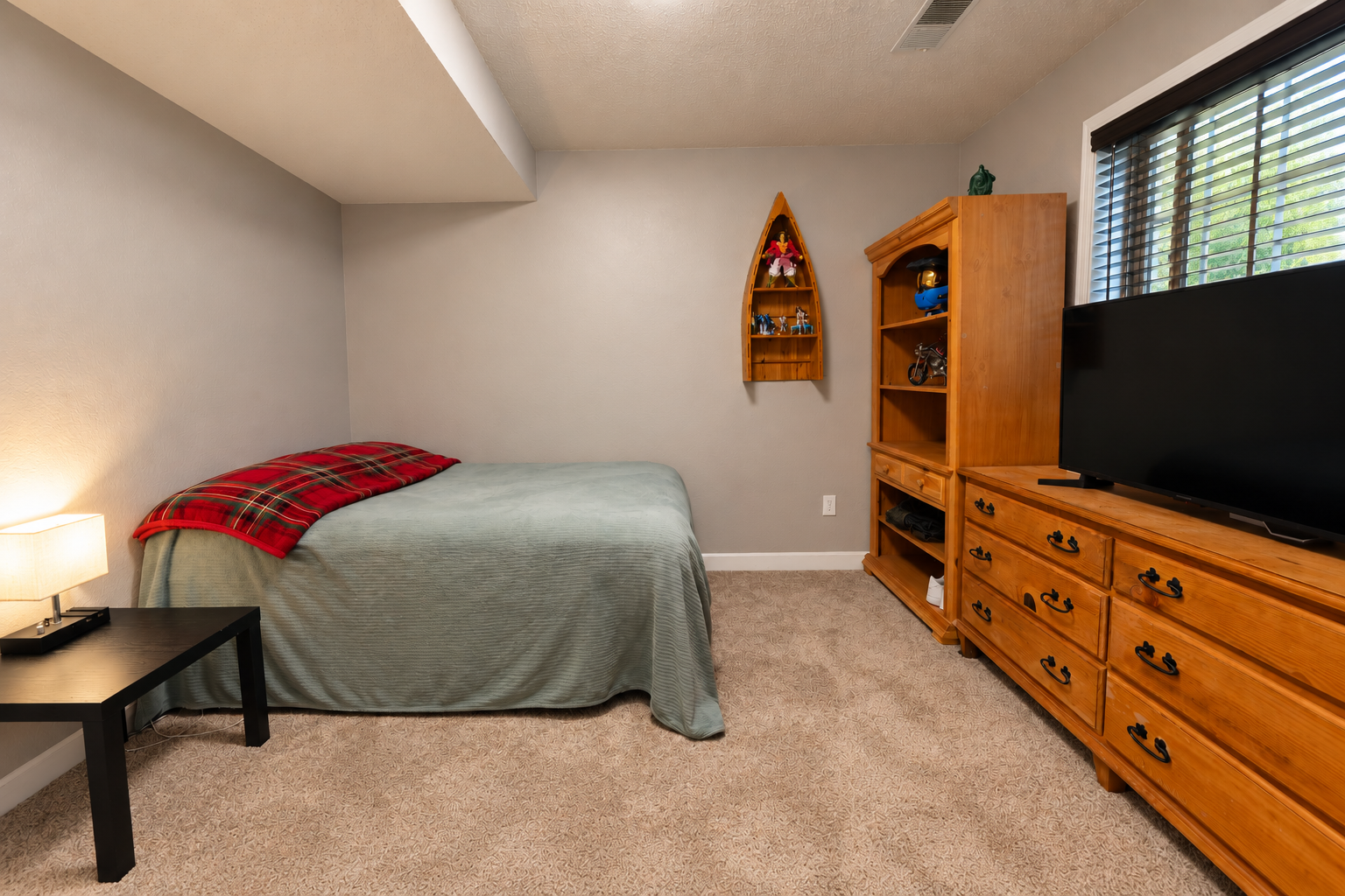 1996 single family home for sale at 7172 Laredo Road in Baxter, MN — 5 bed, 2 bath (photo 15 of 25)
