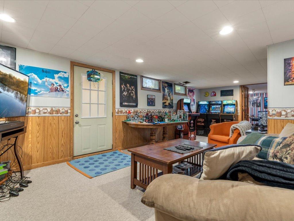 1958 single family home for sale at 1218 9th Avenue NE in Brainerd, MN — 4 bed, 2 bath (photo 21 of 30)
