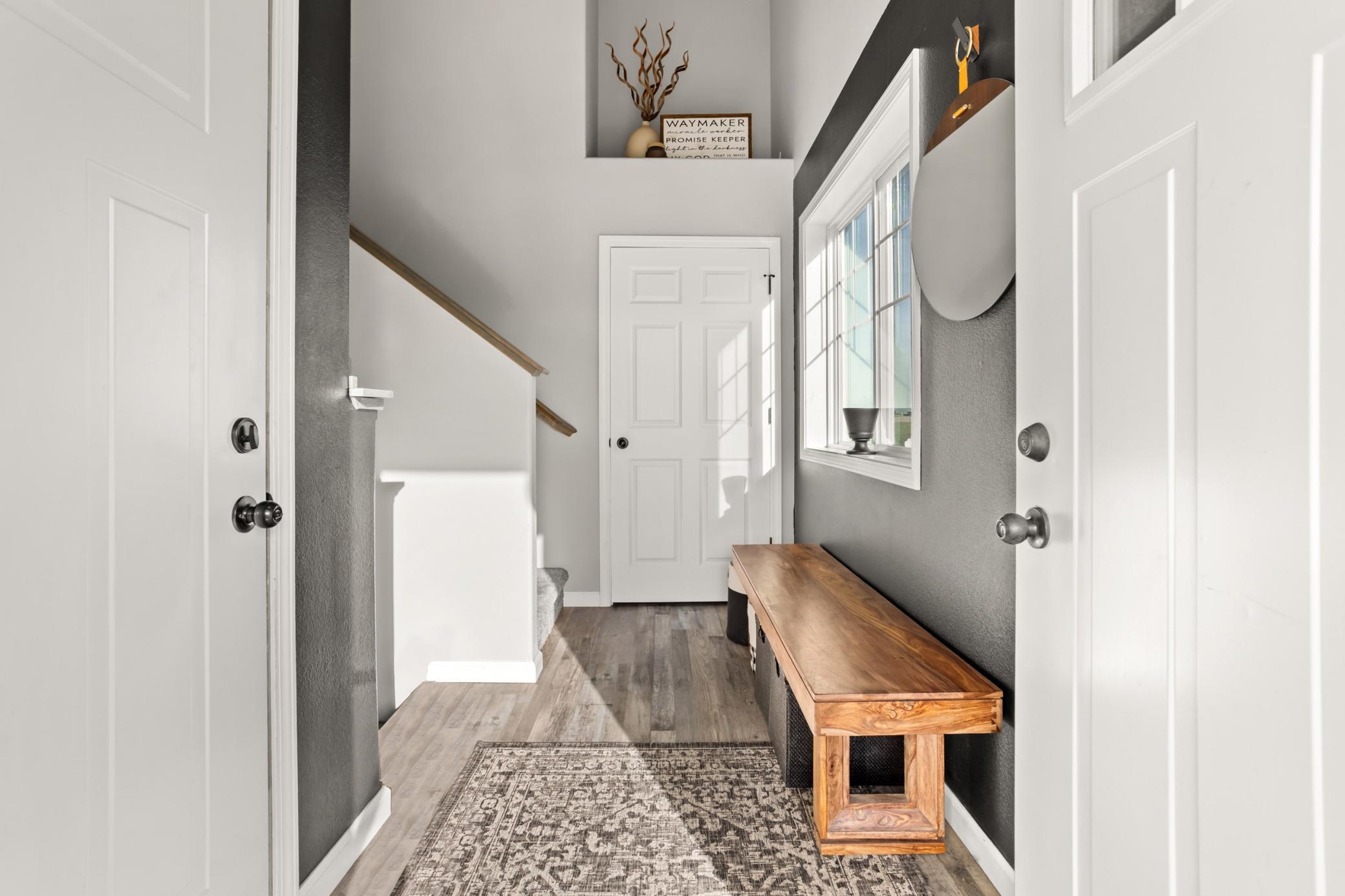 2020 single family home for sale at 1020 Highland Lane W in West Fargo, ND — 3 bed, 2 bath (photo 3 of 33)