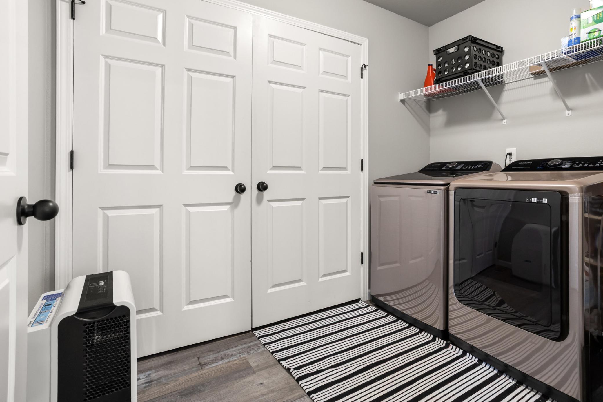 2020 single family home for sale at 1020 Highland Lane W in West Fargo, ND — 3 bed, 2 bath (photo 30 of 33)