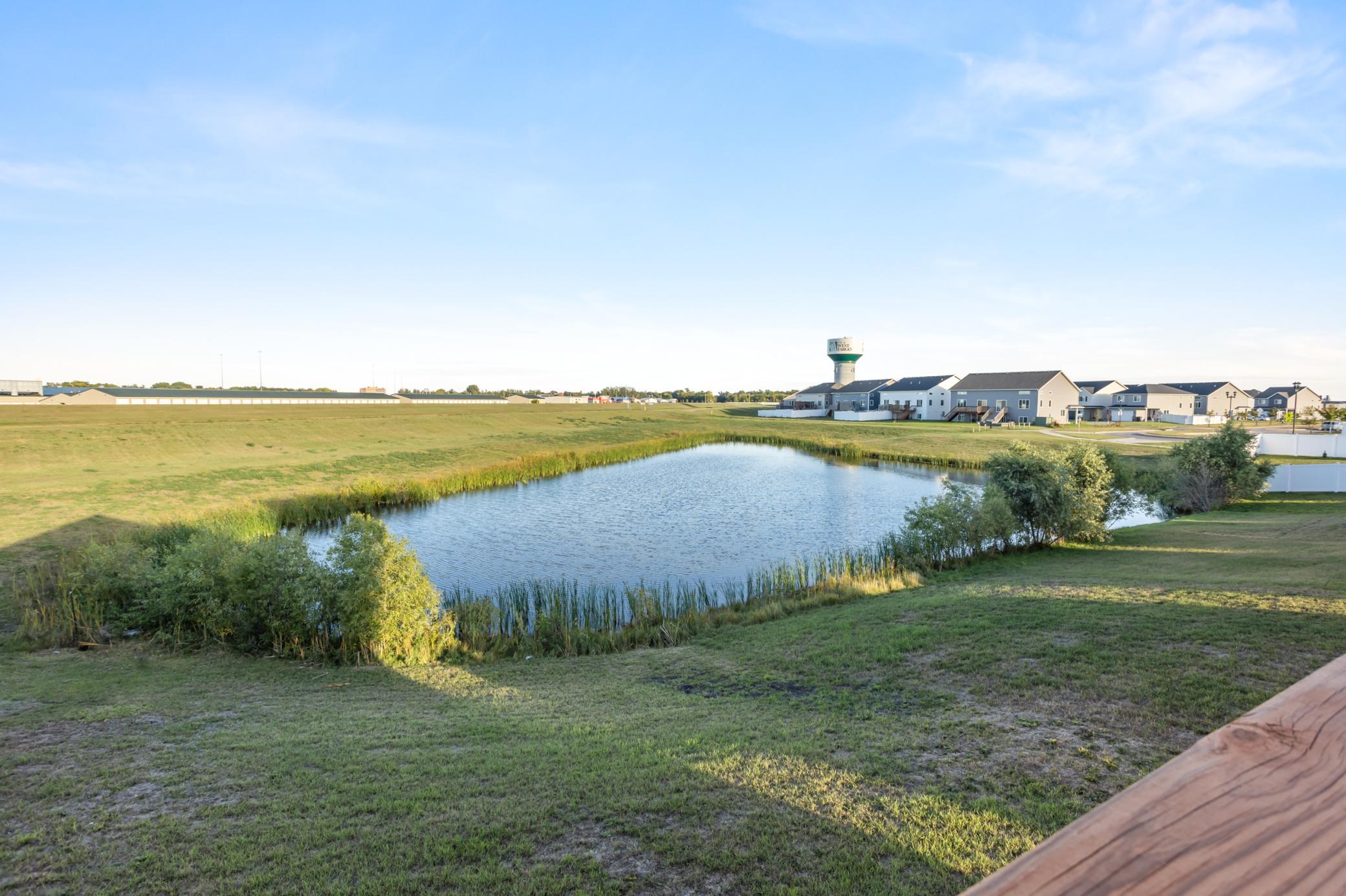 2020 single family home for sale at 1020 Highland Lane W in West Fargo, ND — 3 bed, 2 bath (photo 32 of 33)