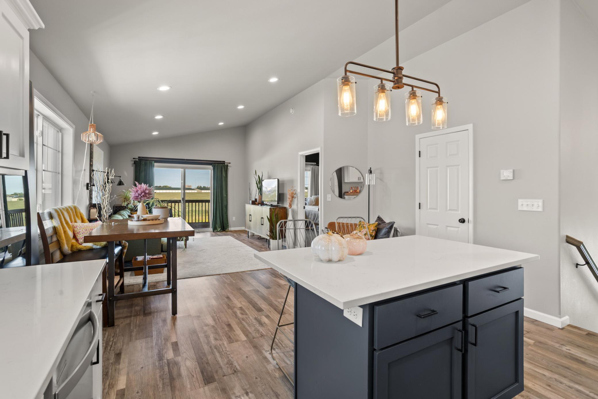 2020 single family home for sale at 1020 Highland Lane W in West Fargo, ND — 3 bed, 2 bath (photo 7 of 33)