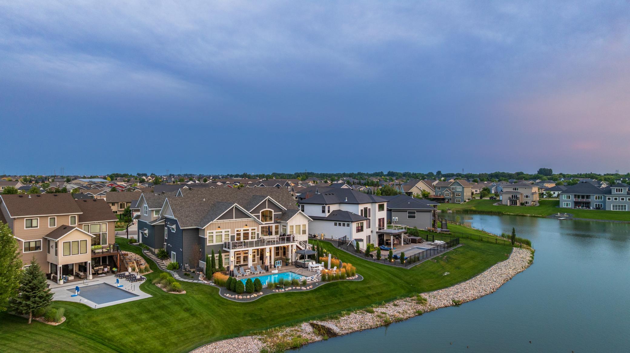 2016 single family home for sale at 3716 6th Street E in West Fargo, ND — 6 bed, 5 bath (photo 109 of 120)