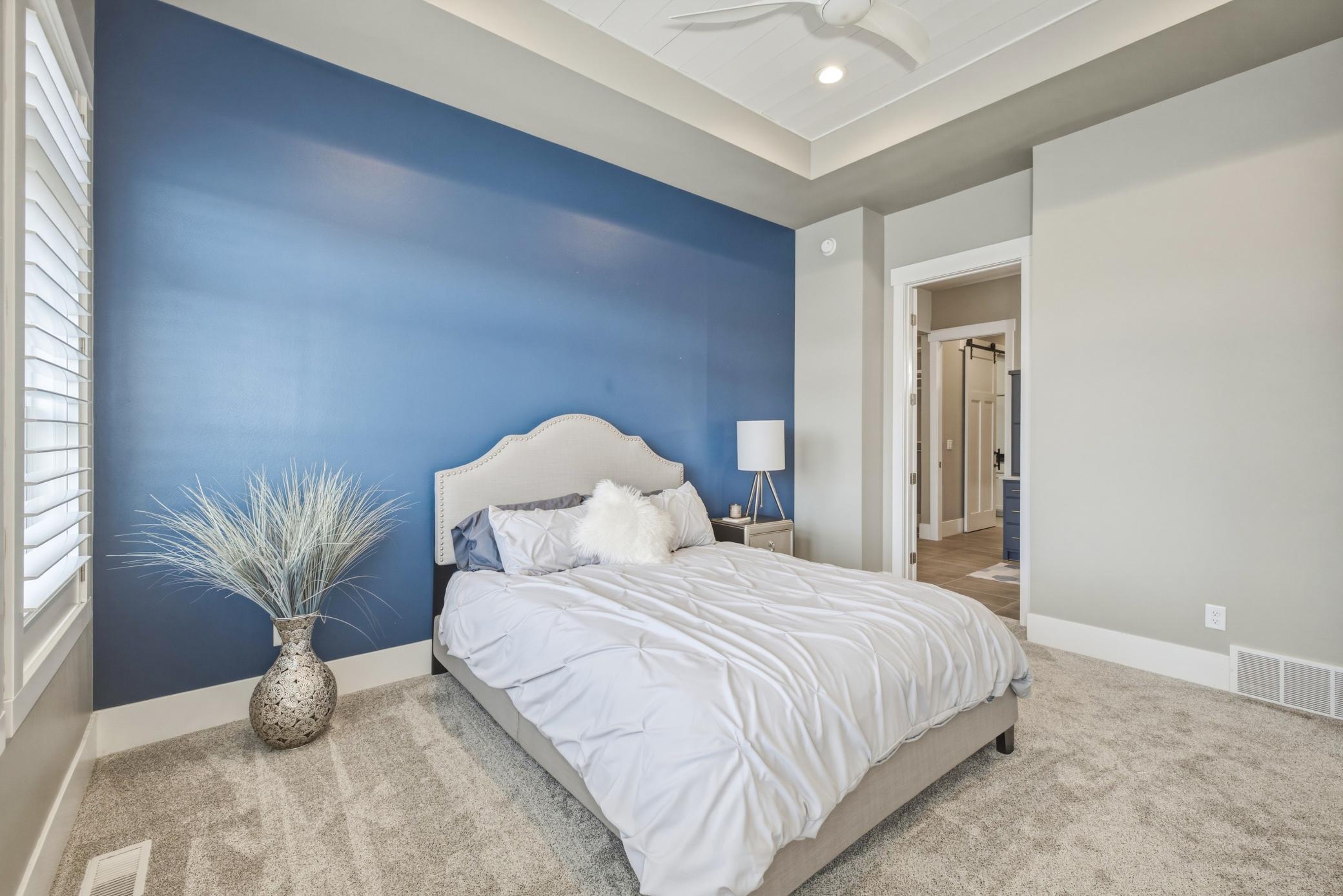 2016 single family home for sale at 3716 6th Street E in West Fargo, ND — 6 bed, 5 bath (photo 22 of 120)