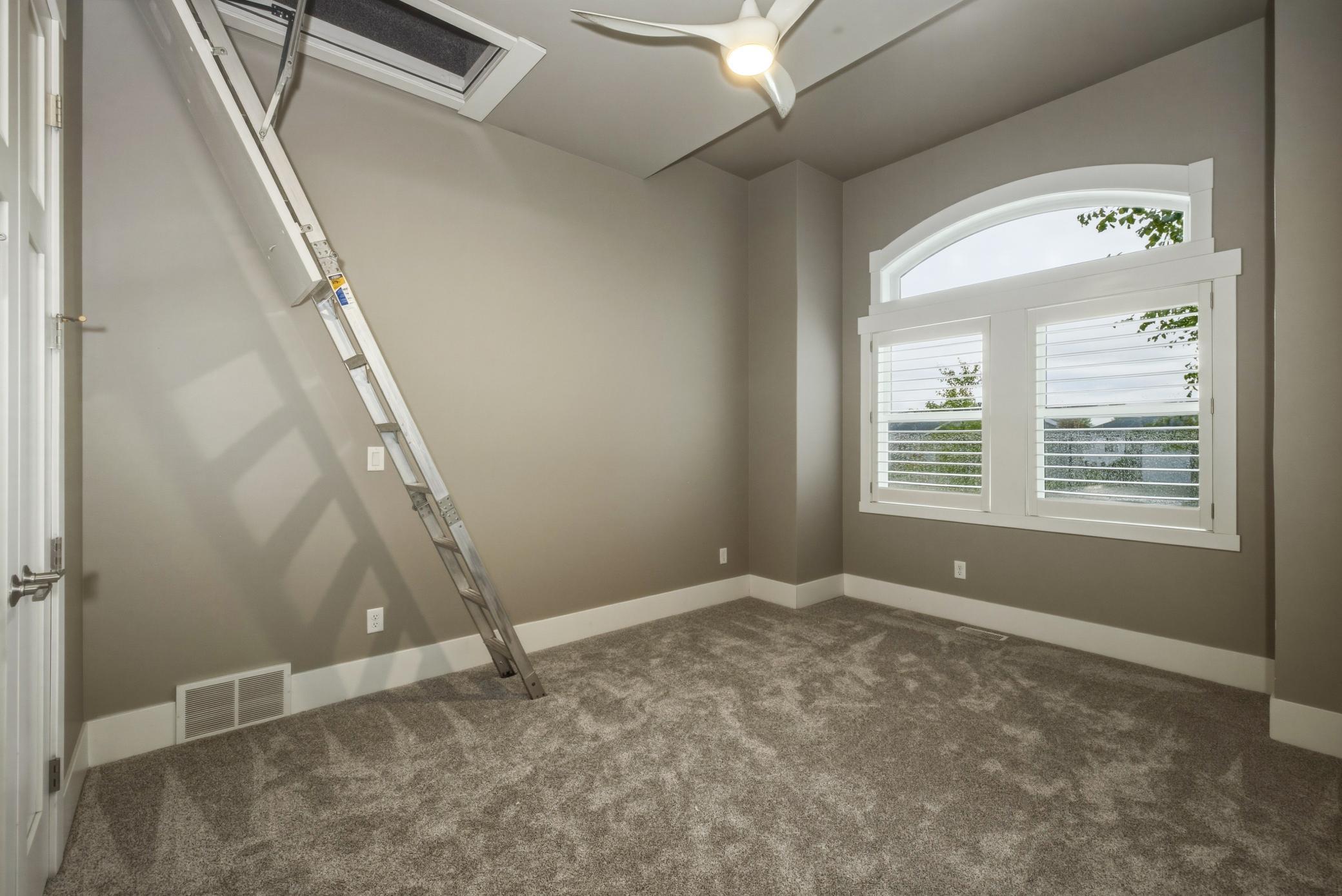 2016 single family home for sale at 3716 6th Street E in West Fargo, ND — 6 bed, 5 bath (photo 31 of 120)