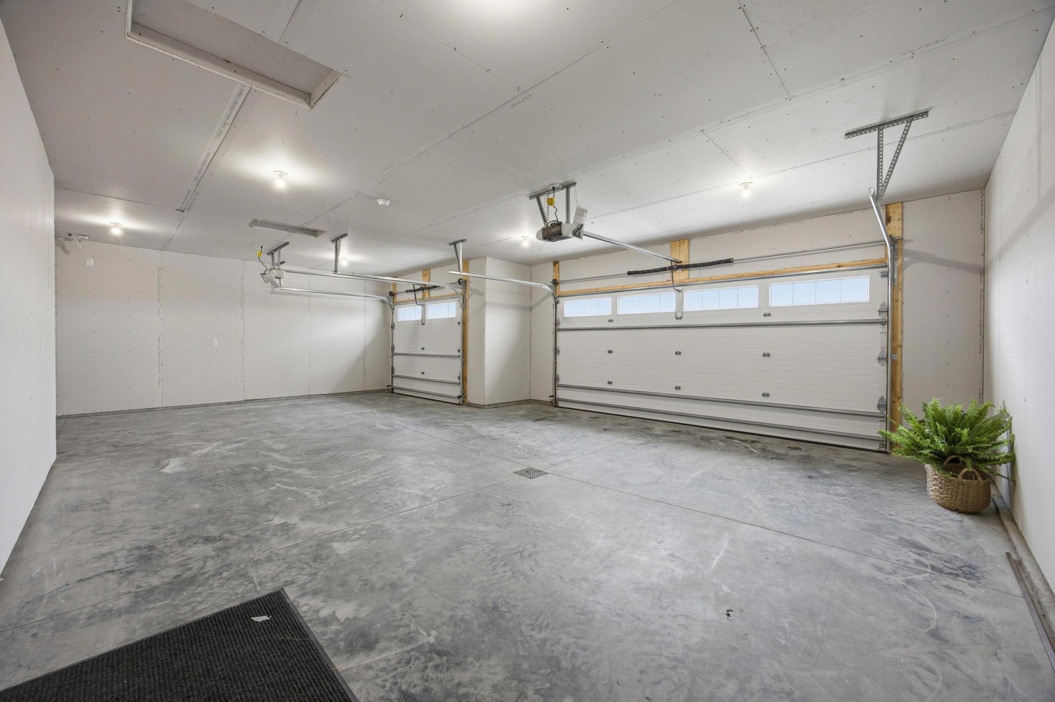 2026 single family home for sale at 8331 62nd Street S in Horace, ND — 3 bed, 3 bath (photo 24 of 25)